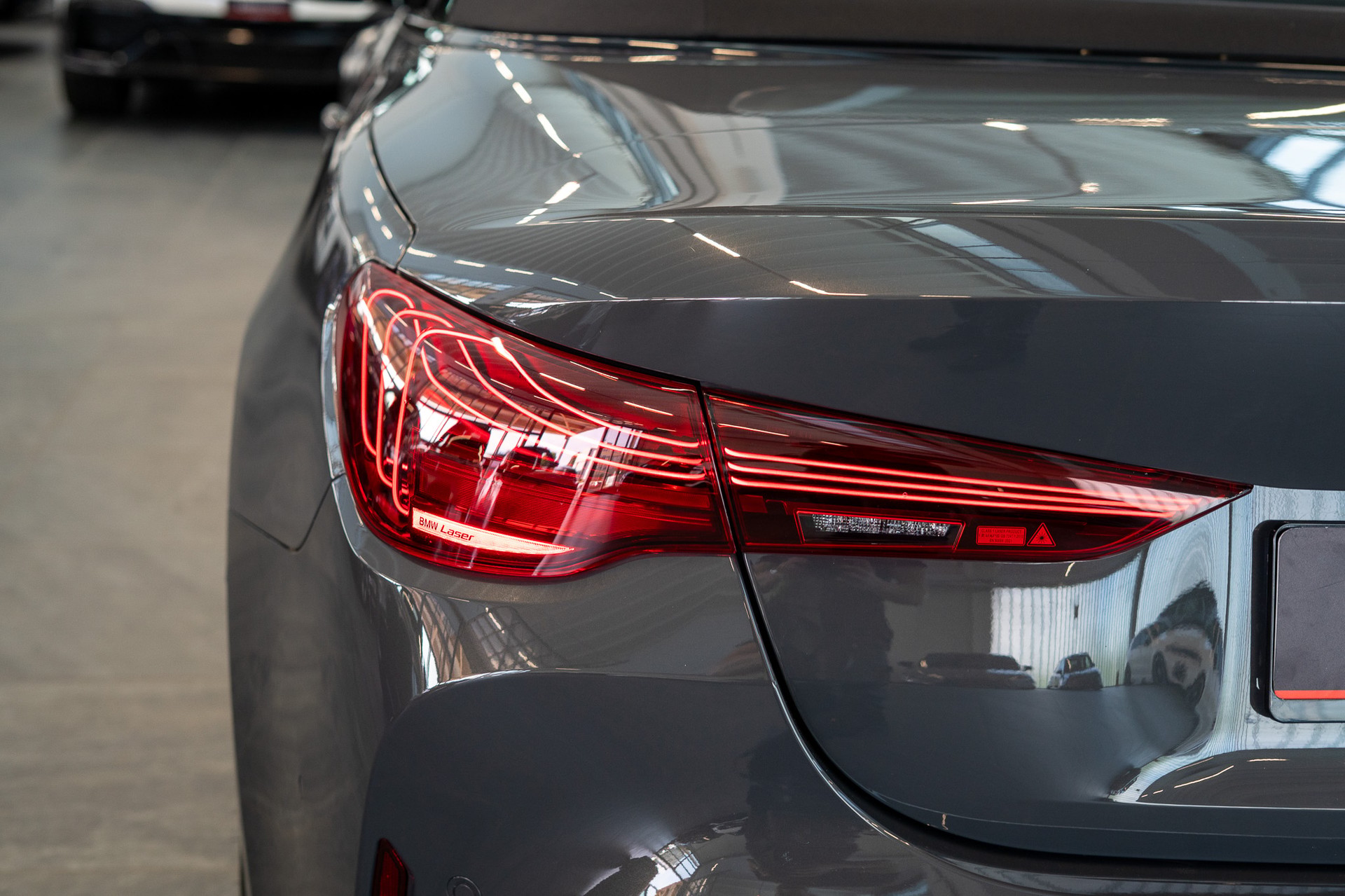 BMW M4 Competition xDrive Cabrio LCI / Head-Up Display / Harman Kardon / 360° Kamera-image-21