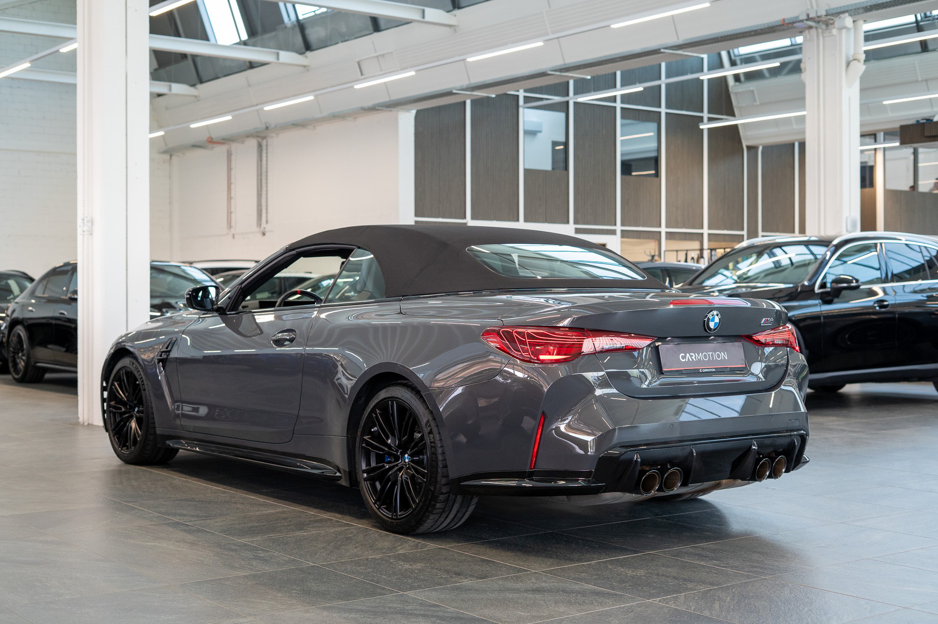 BMW M4 Competition xDrive Cabrio LCI / Head-Up Display / Harman Kardon / 360° Kamera-image-12