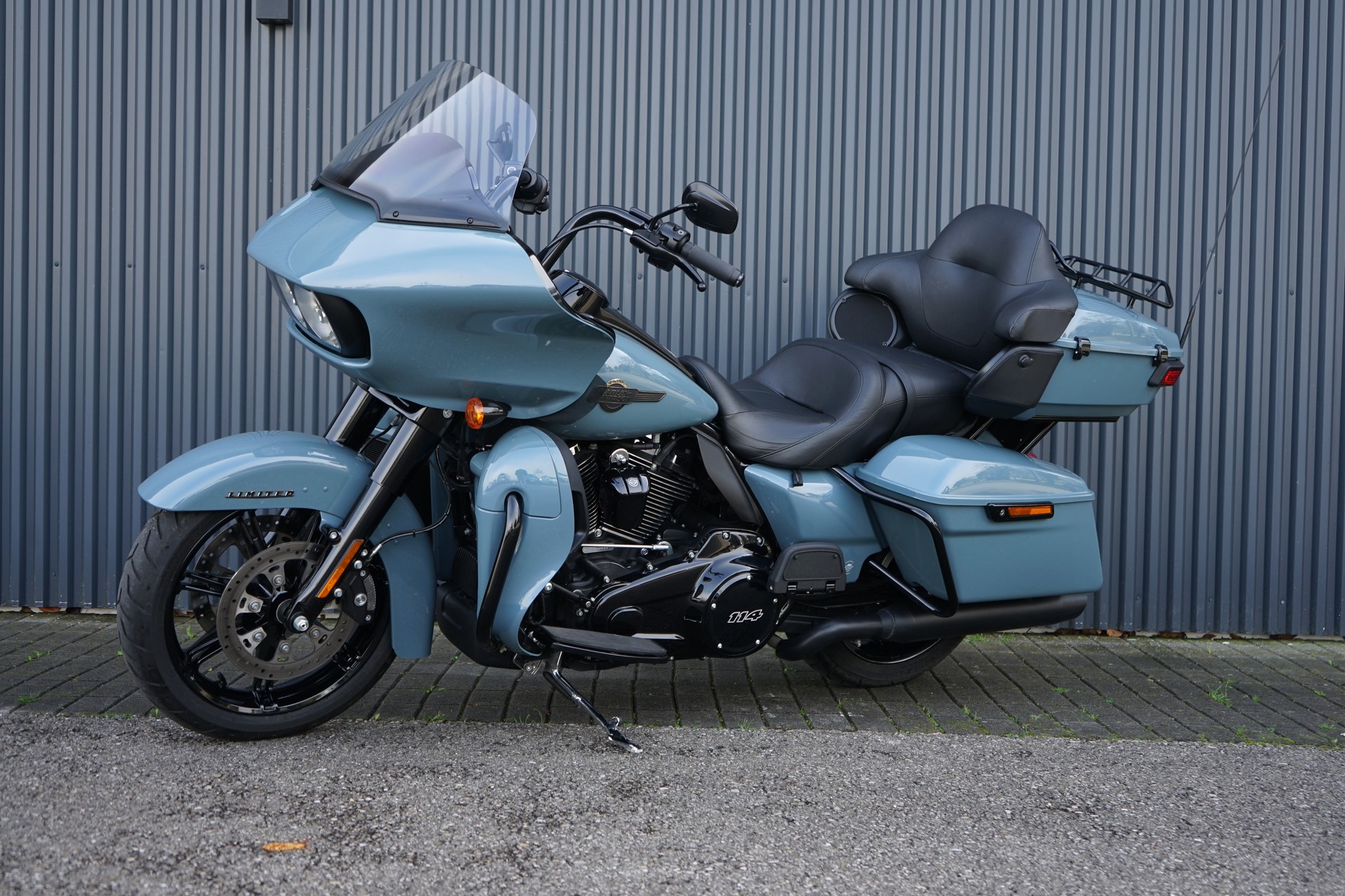 HARLEY-DAVIDSON FLTRK ROAD GLIDE LIMITED-image-1