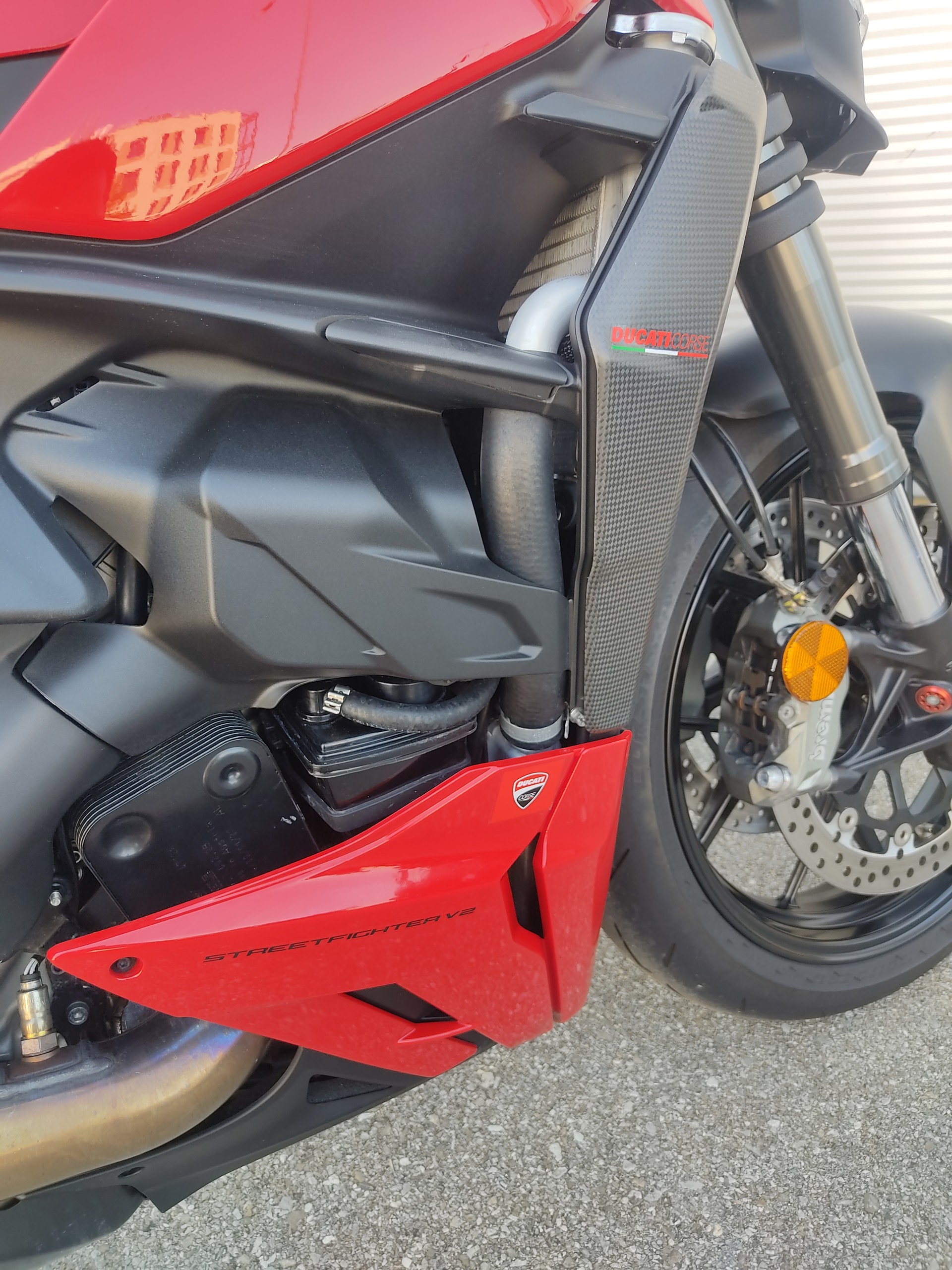 DUCATI Streetfighter V2-image-9