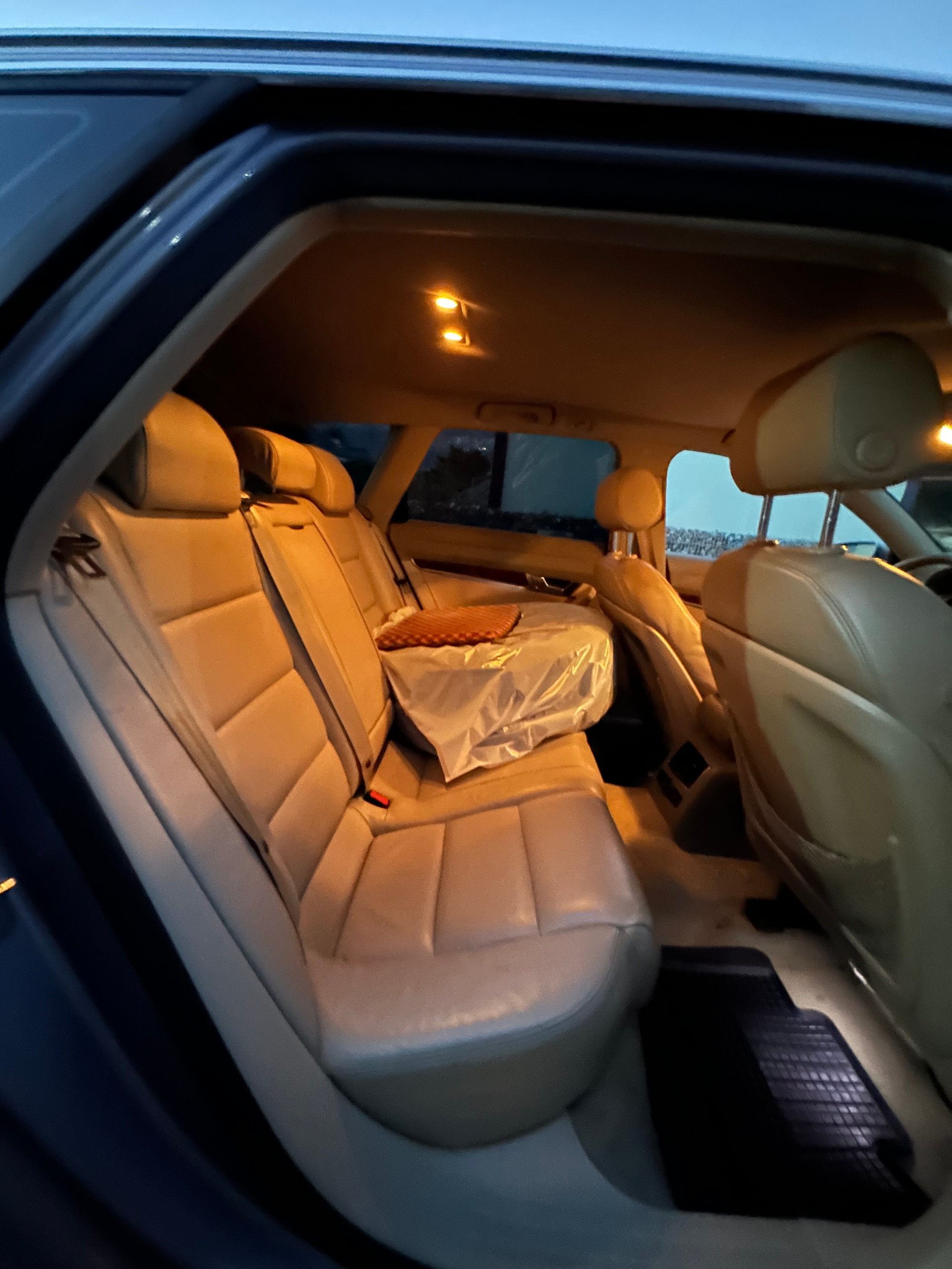 AUDI A6 Avant 3.0 V6 TDI quattro-image-11
