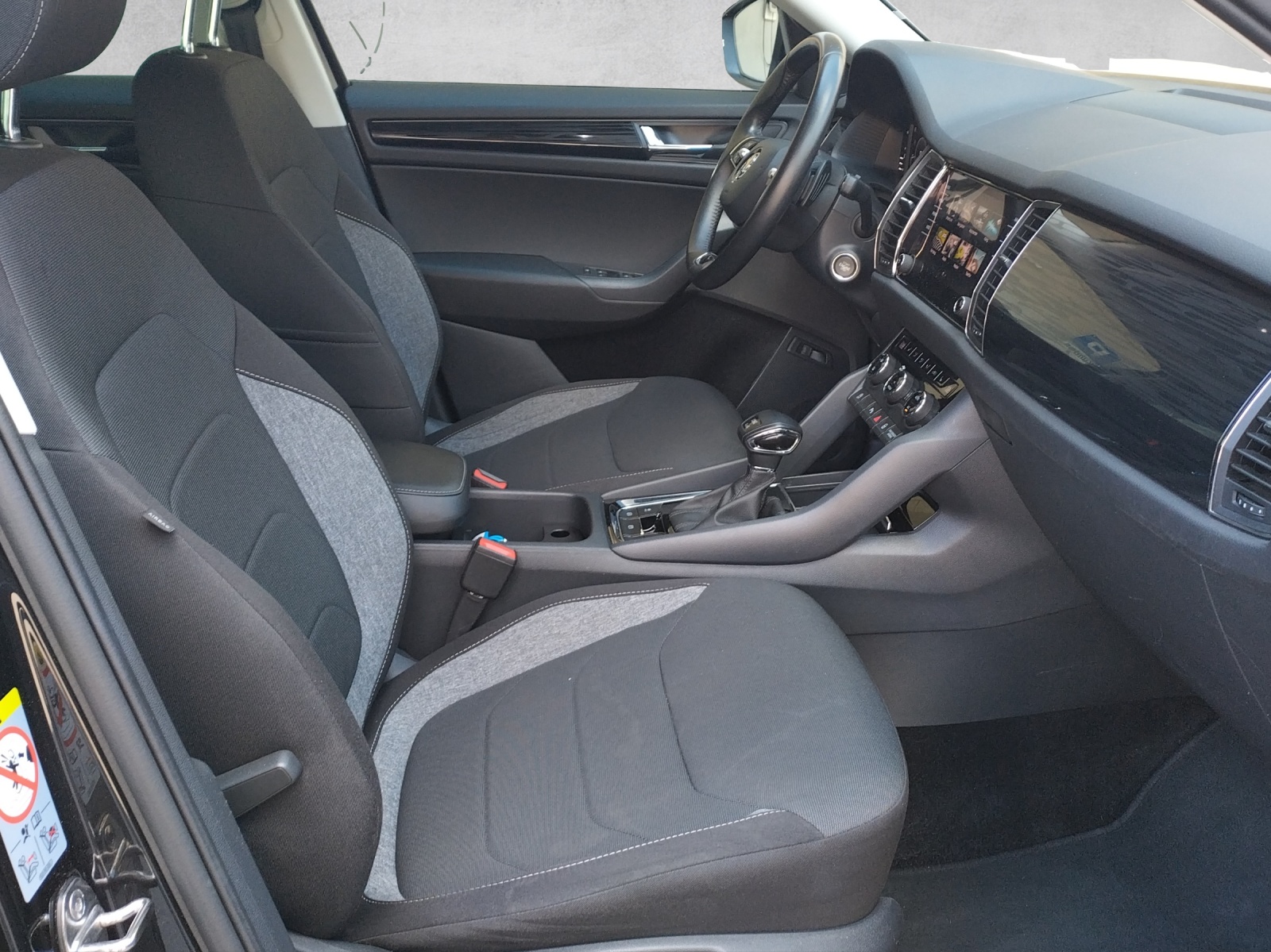 SKODA Kodiaq 2.0 TDI SCR Clever 4x4 DSG-image-12