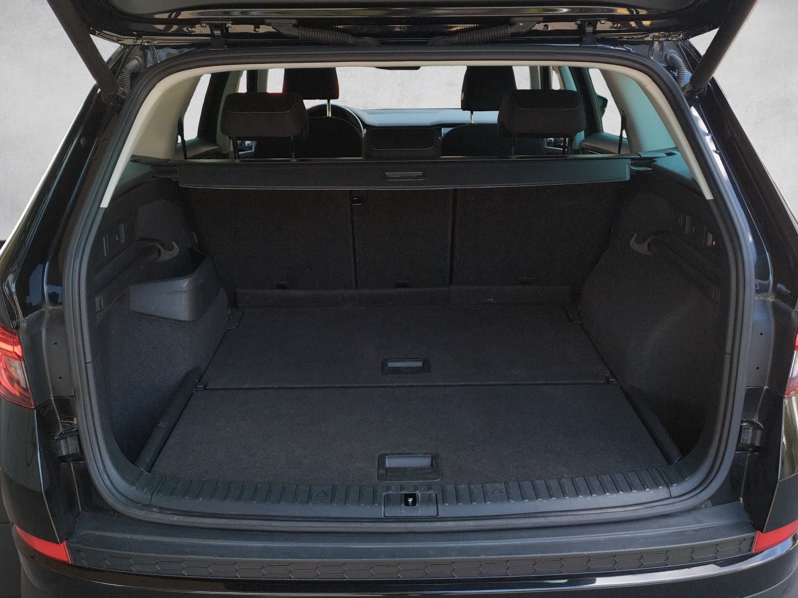 SKODA Kodiaq 2.0 TDI SCR Clever 4x4 DSG-image-13