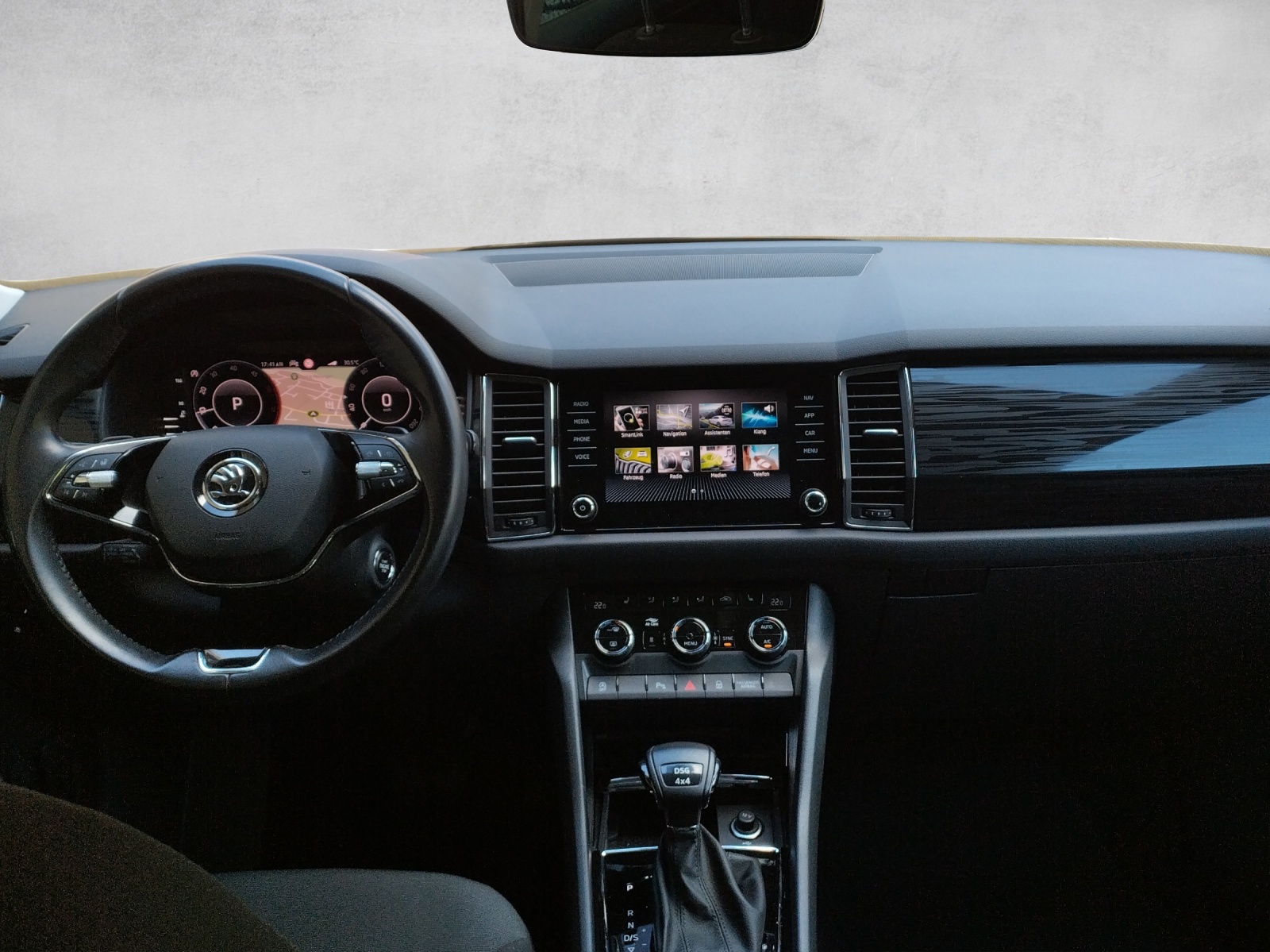 SKODA Kodiaq 2.0 TDI SCR Clever 4x4 DSG-image-11
