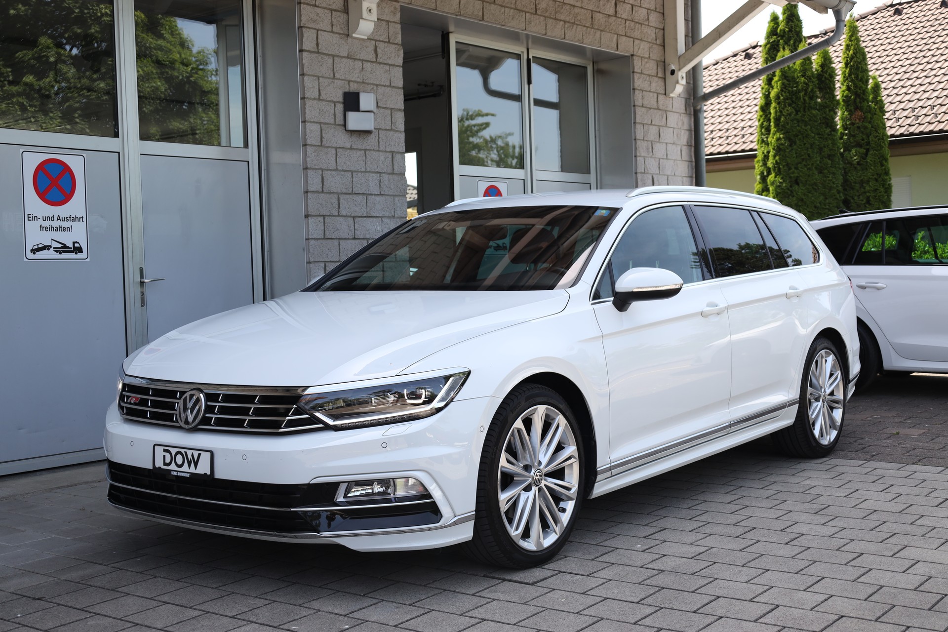 VW Passat Variant 2.0 TDI SCR BMT Highline DSG-showroom-element-2
