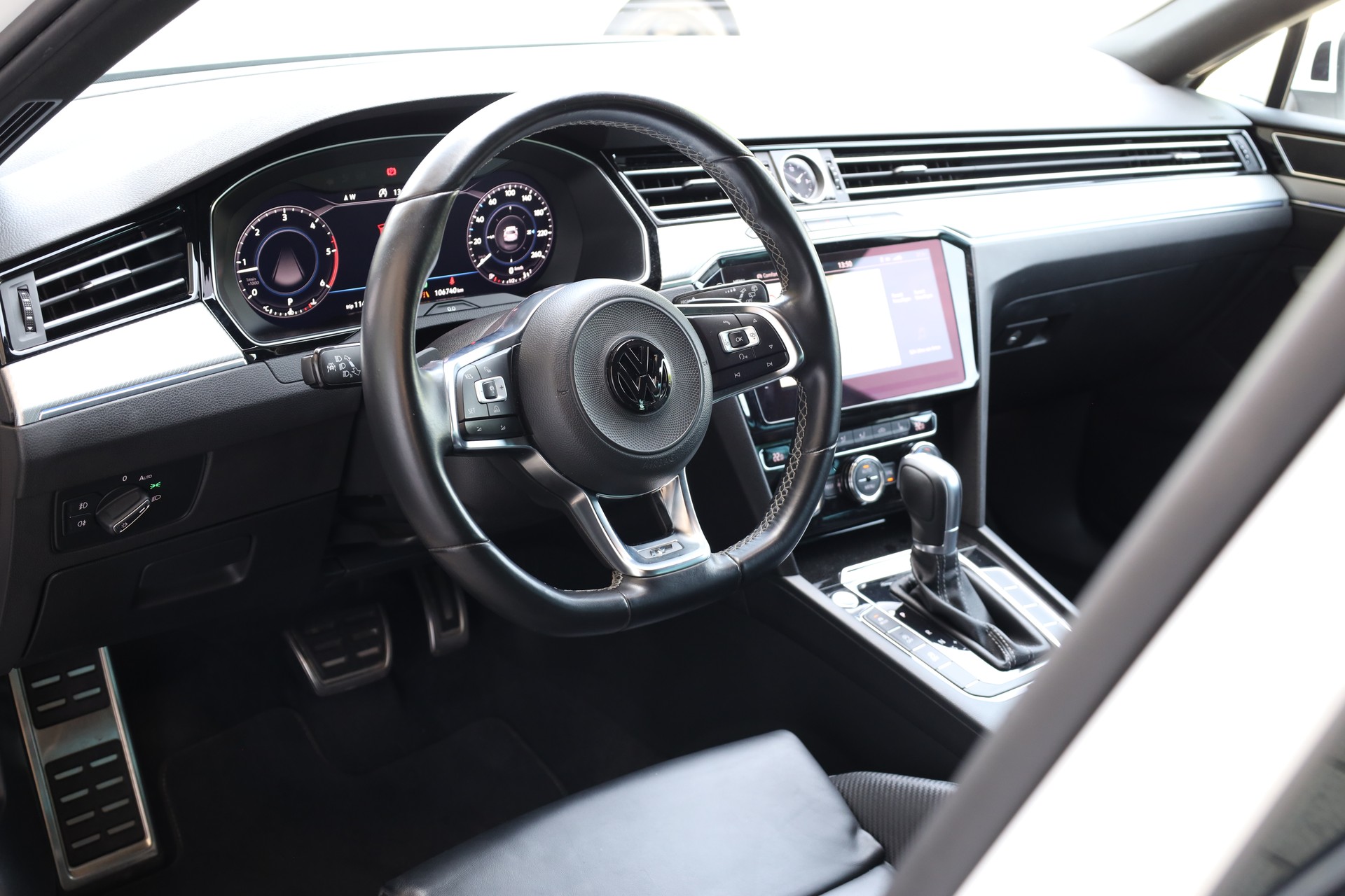 VW Passat Variant 2.0 TDI SCR BMT Highline DSG-image-7