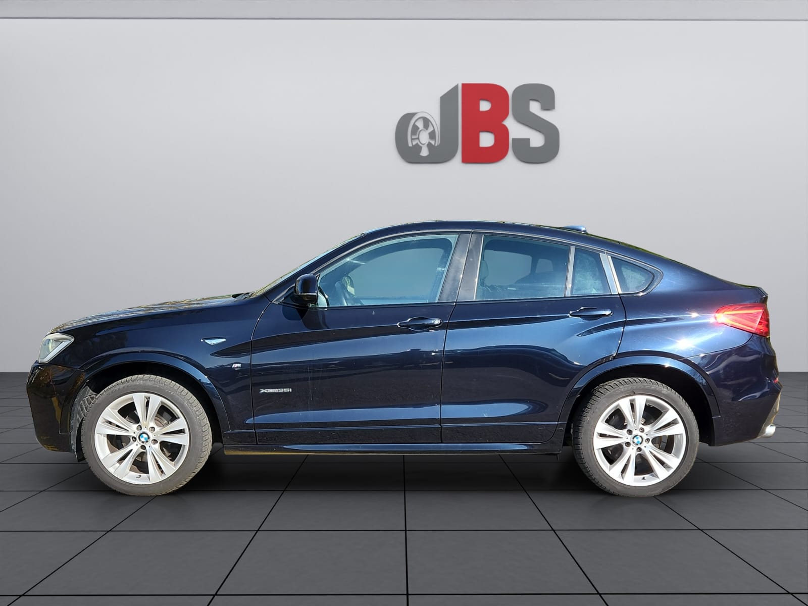 BMW X4 xDrive 35i xLine Steptronic-image-3