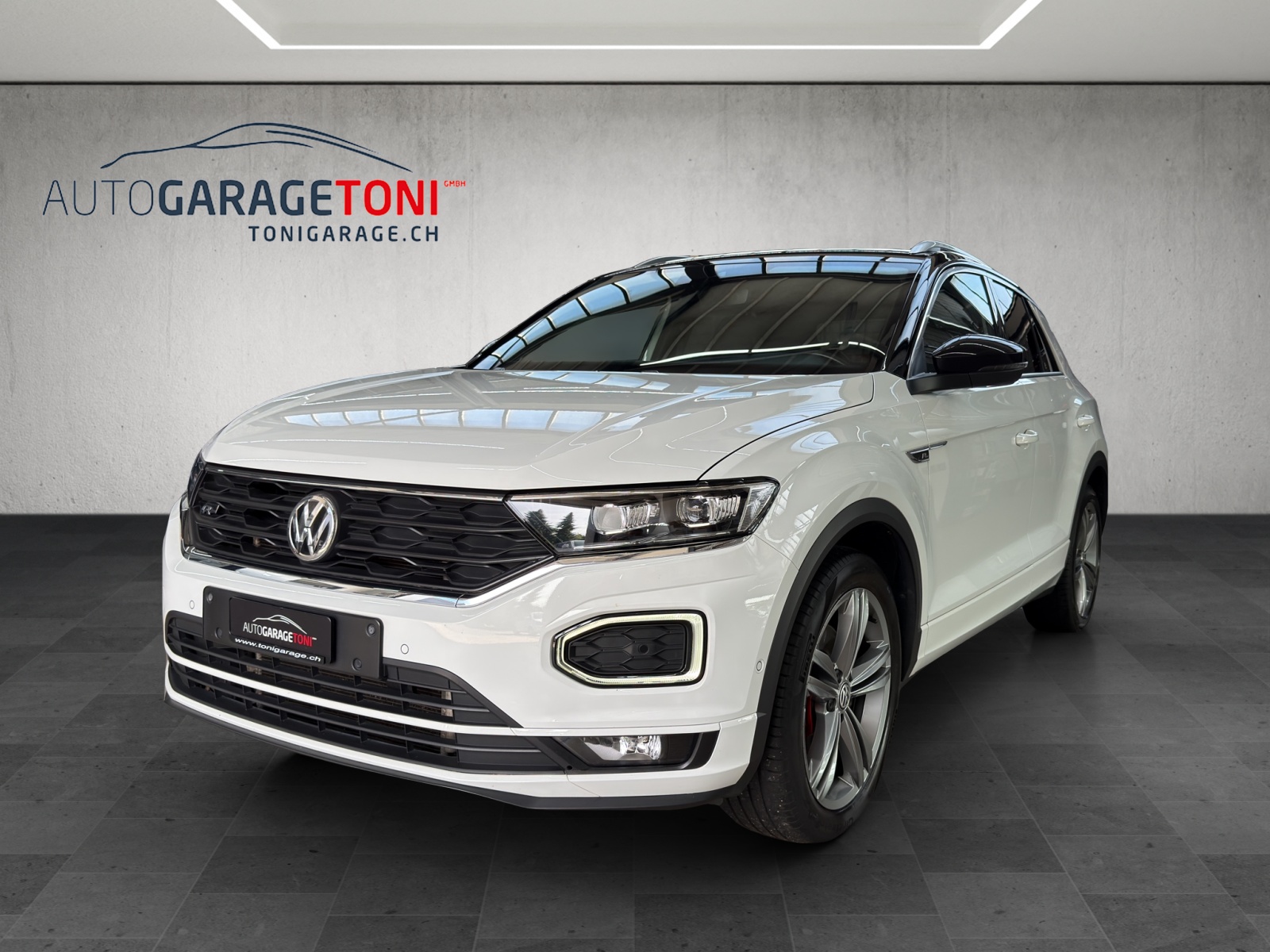 VW T-Roc *R-Line* 2.0 TSI Sport DSG 4Motion