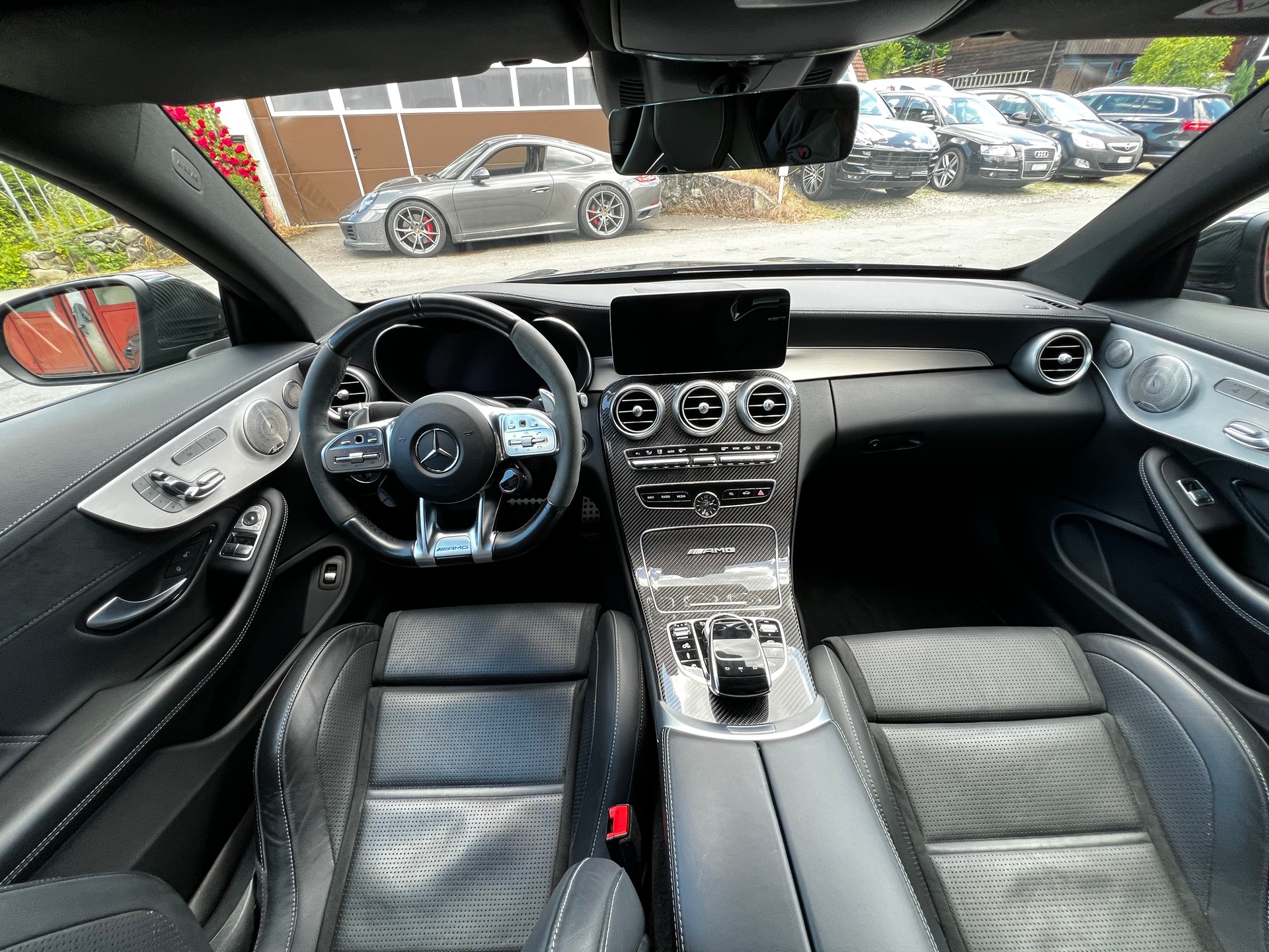 MERCEDES-BENZ C 63 S AMG 9G-tronic-image-17