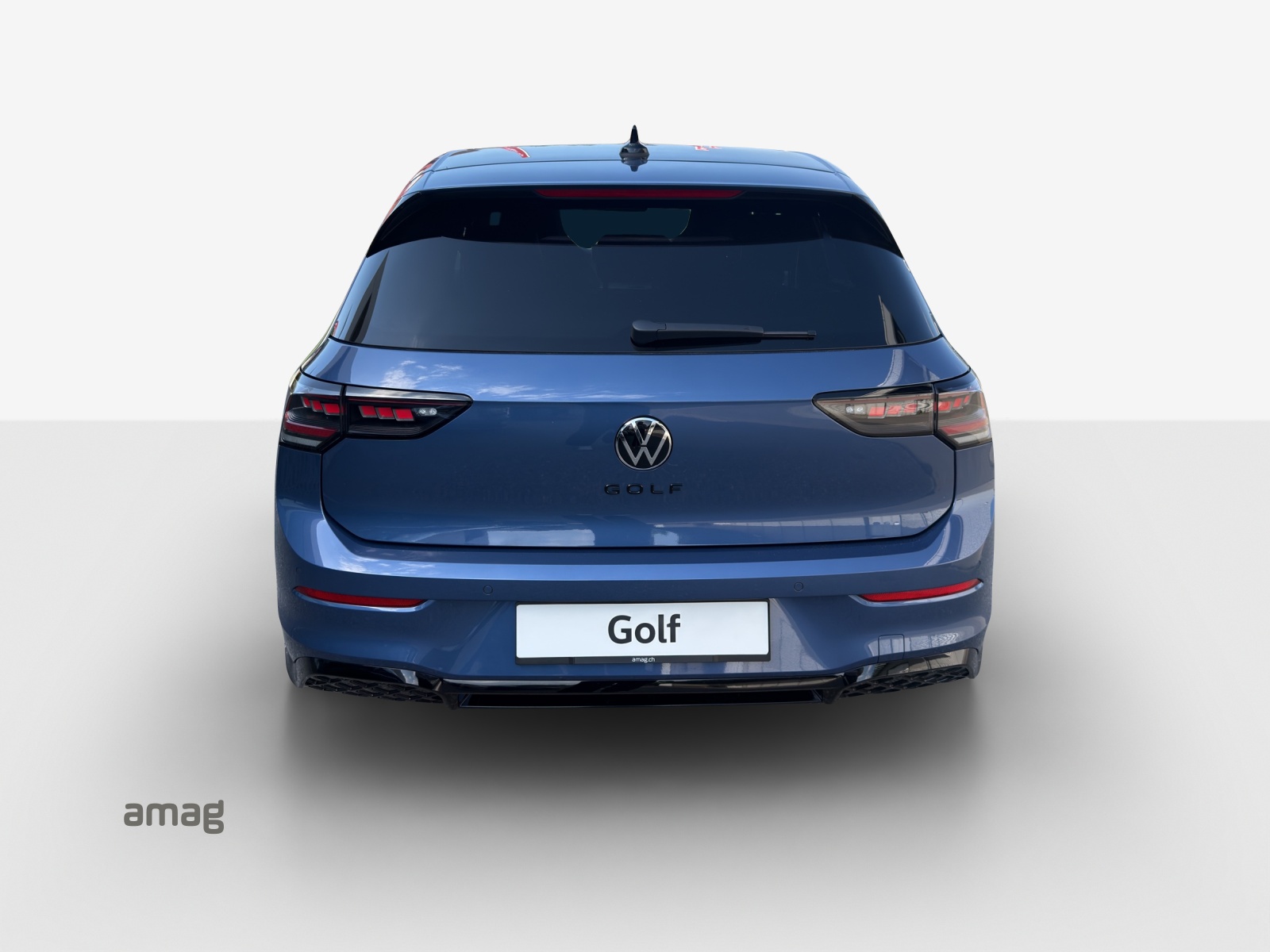 VW Golf R-Line 1.5eTSI 150PS-showroom-element-3