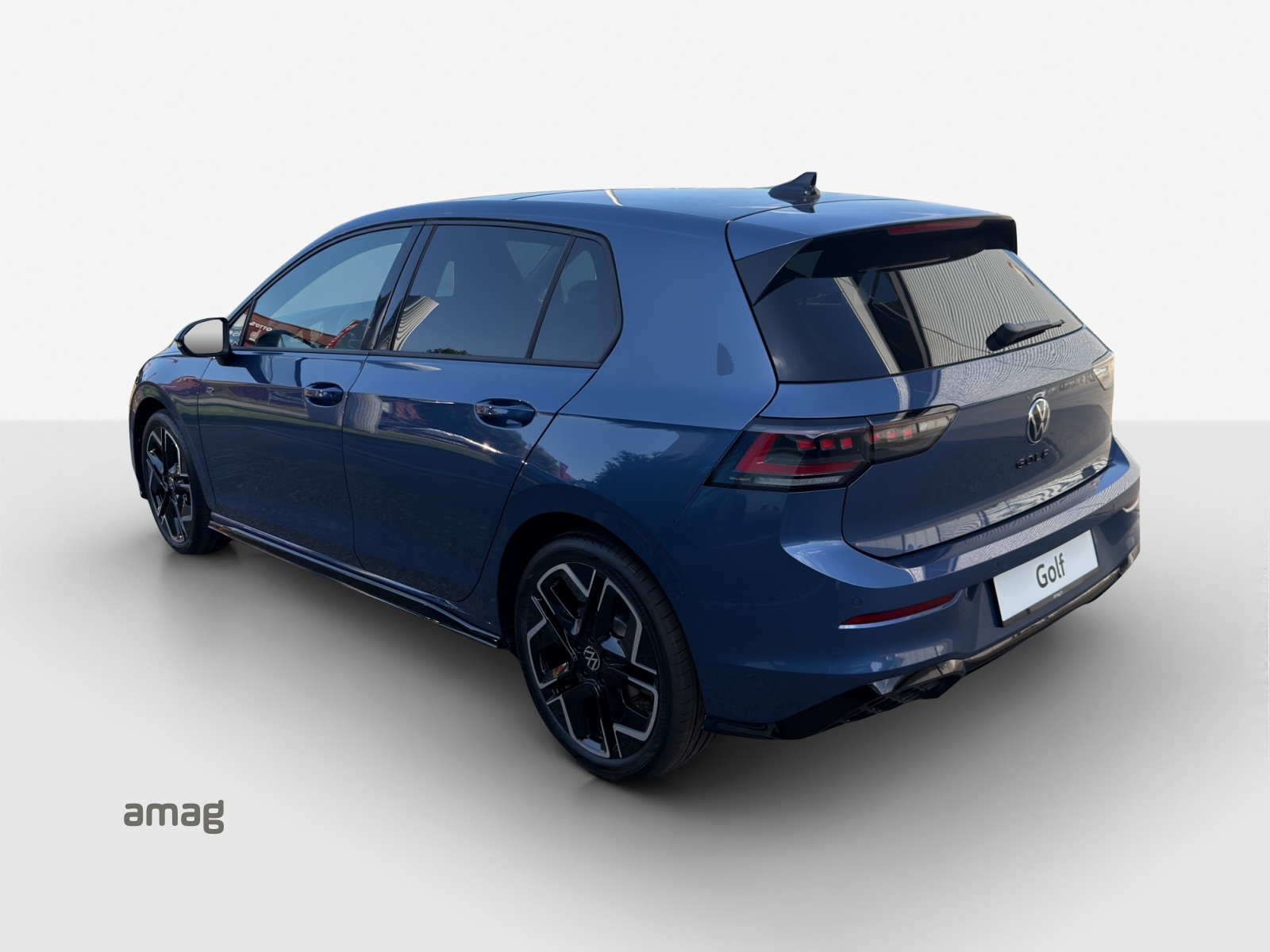 VW Golf R-Line 1.5eTSI 150PS-showroom-element-2