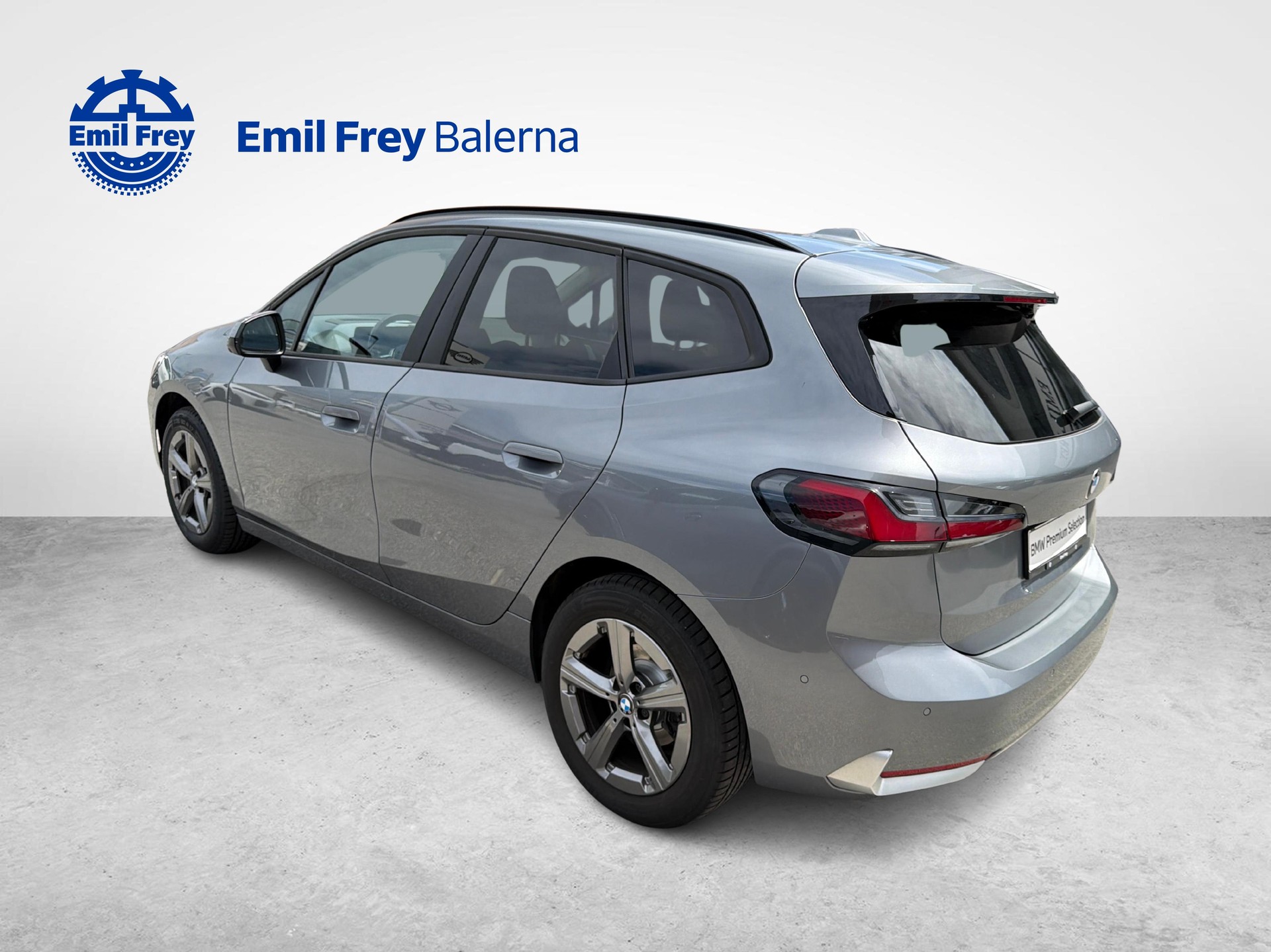 BMW 218i Active Tourer-showroom-element-3