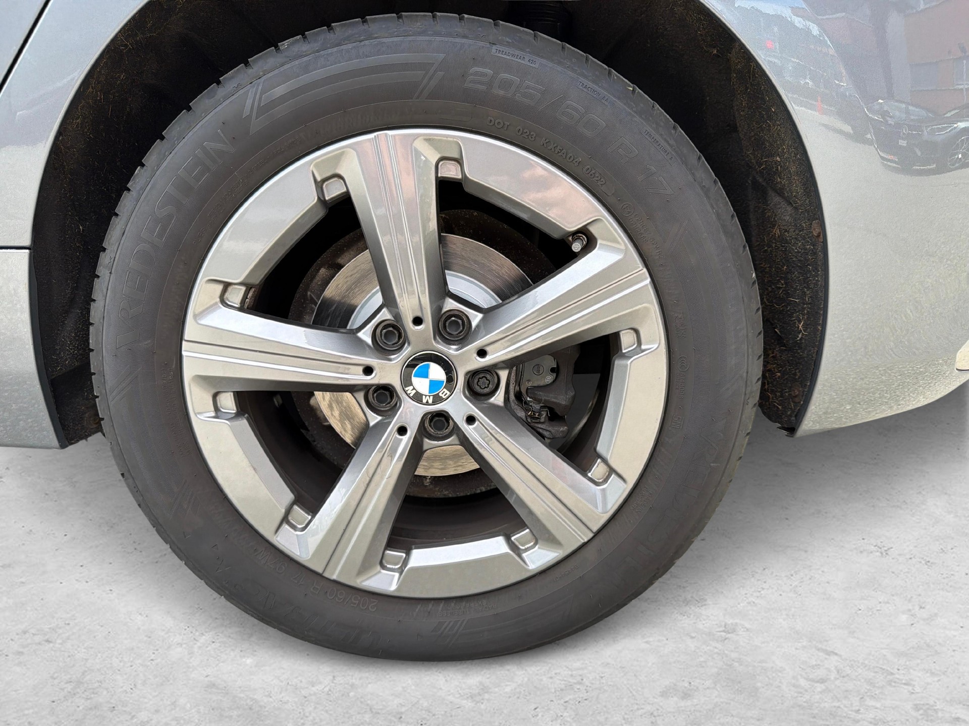BMW 218i Active Tourer-image-9