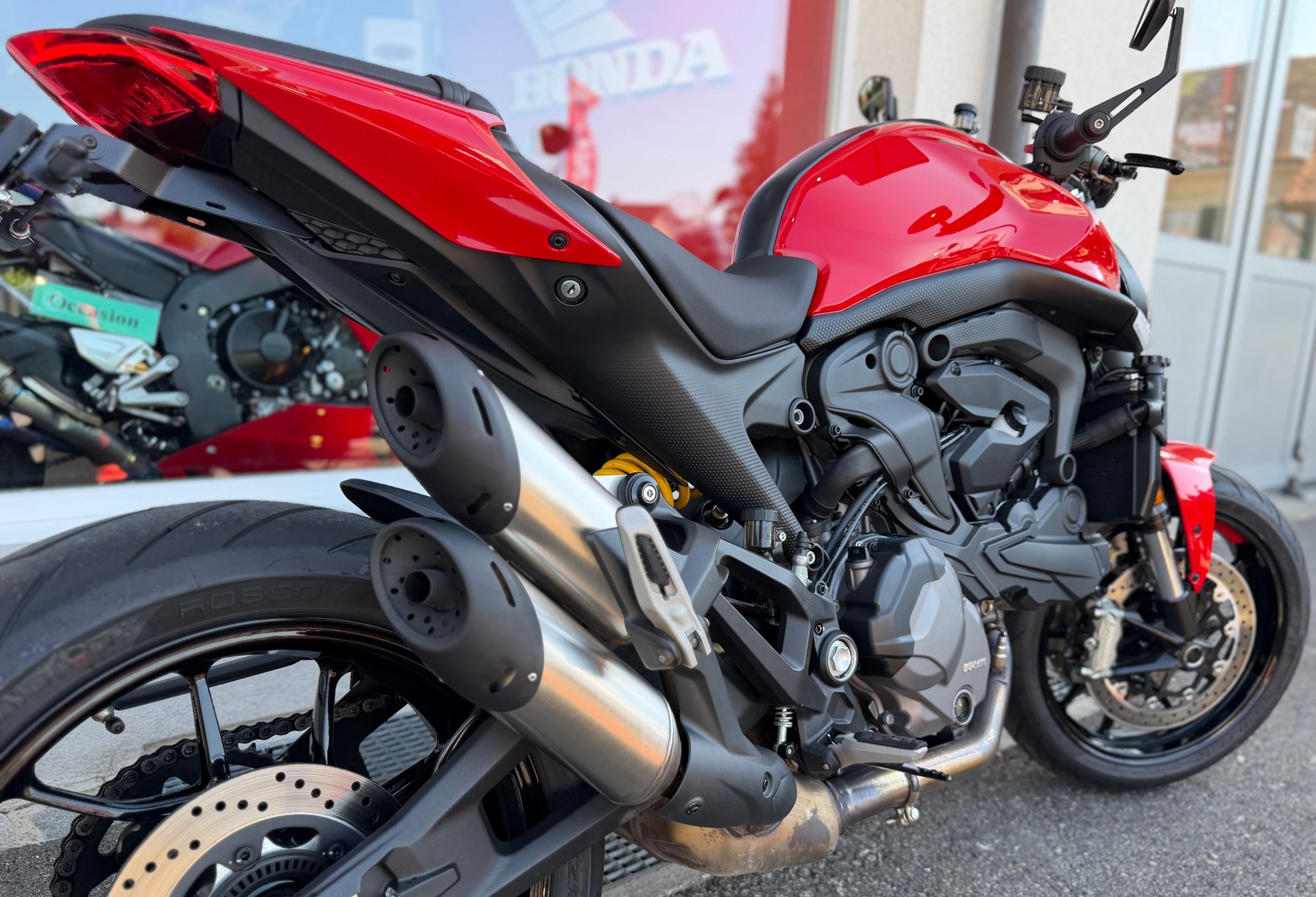 DUCATI Monster 937-image-7