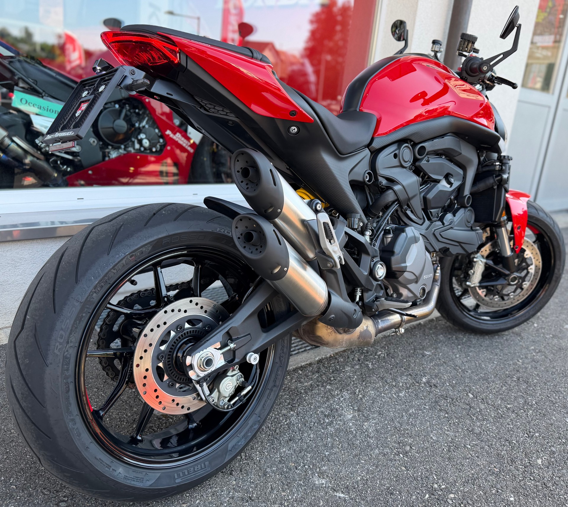 DUCATI Monster 937-image-3