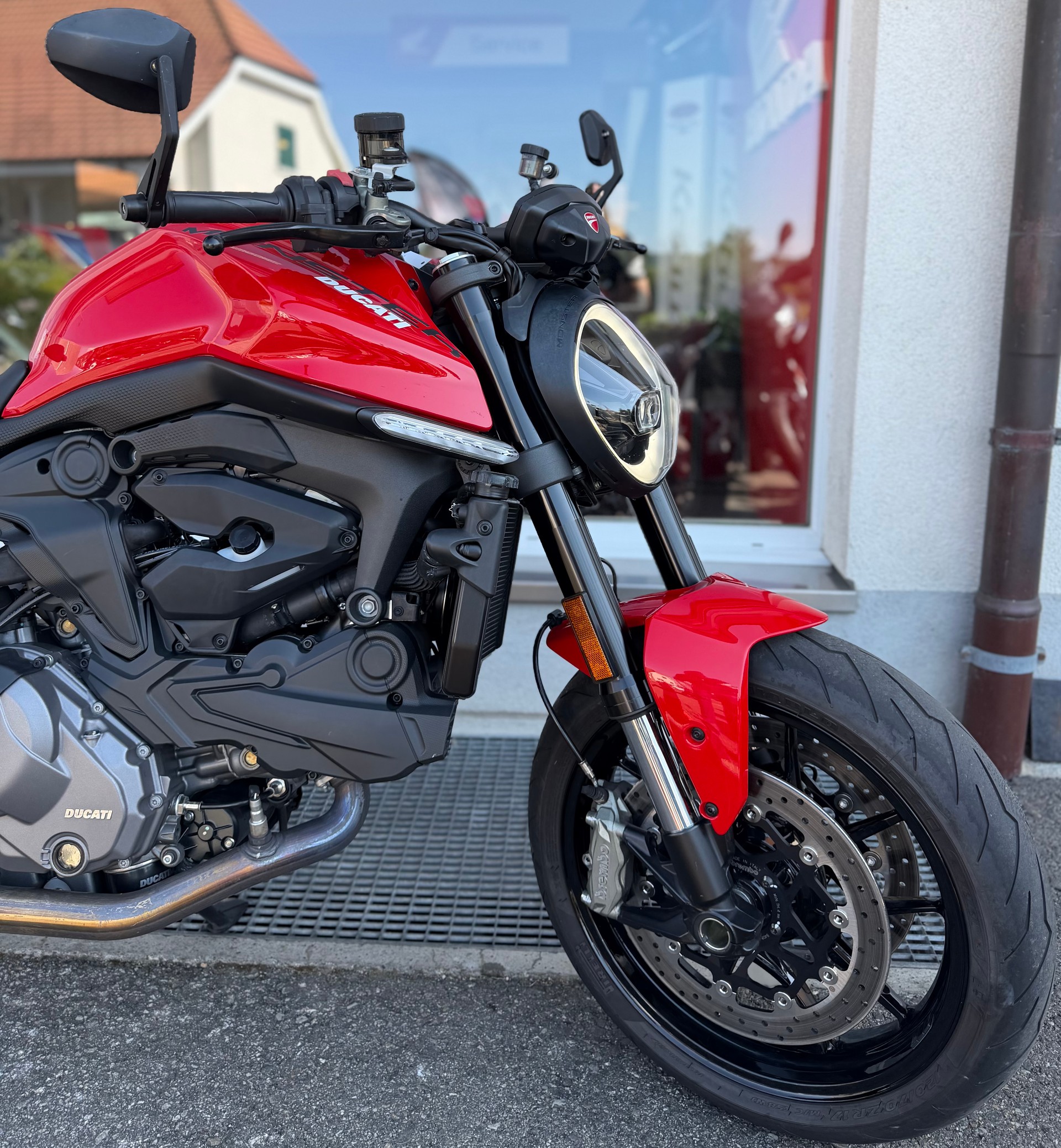 DUCATI Monster 937-image-4