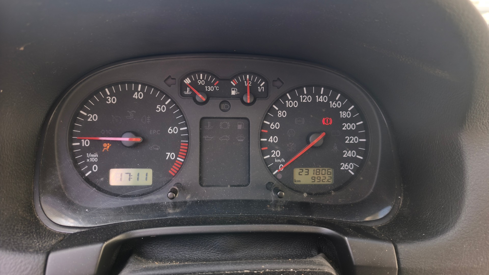 VW Golf 1.8 Comfortline 4Motion-image-10