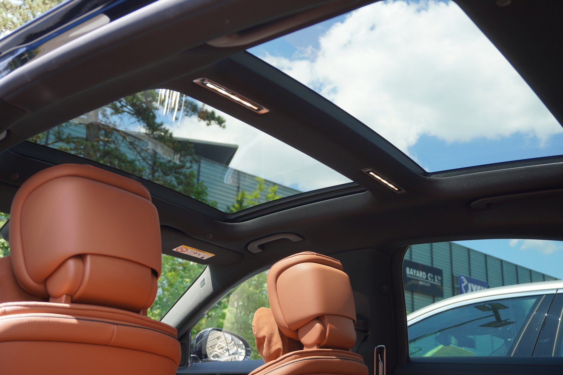 MERCEDES-BENZ S 580 e L 4Matic 9G-Tronic-image-15
