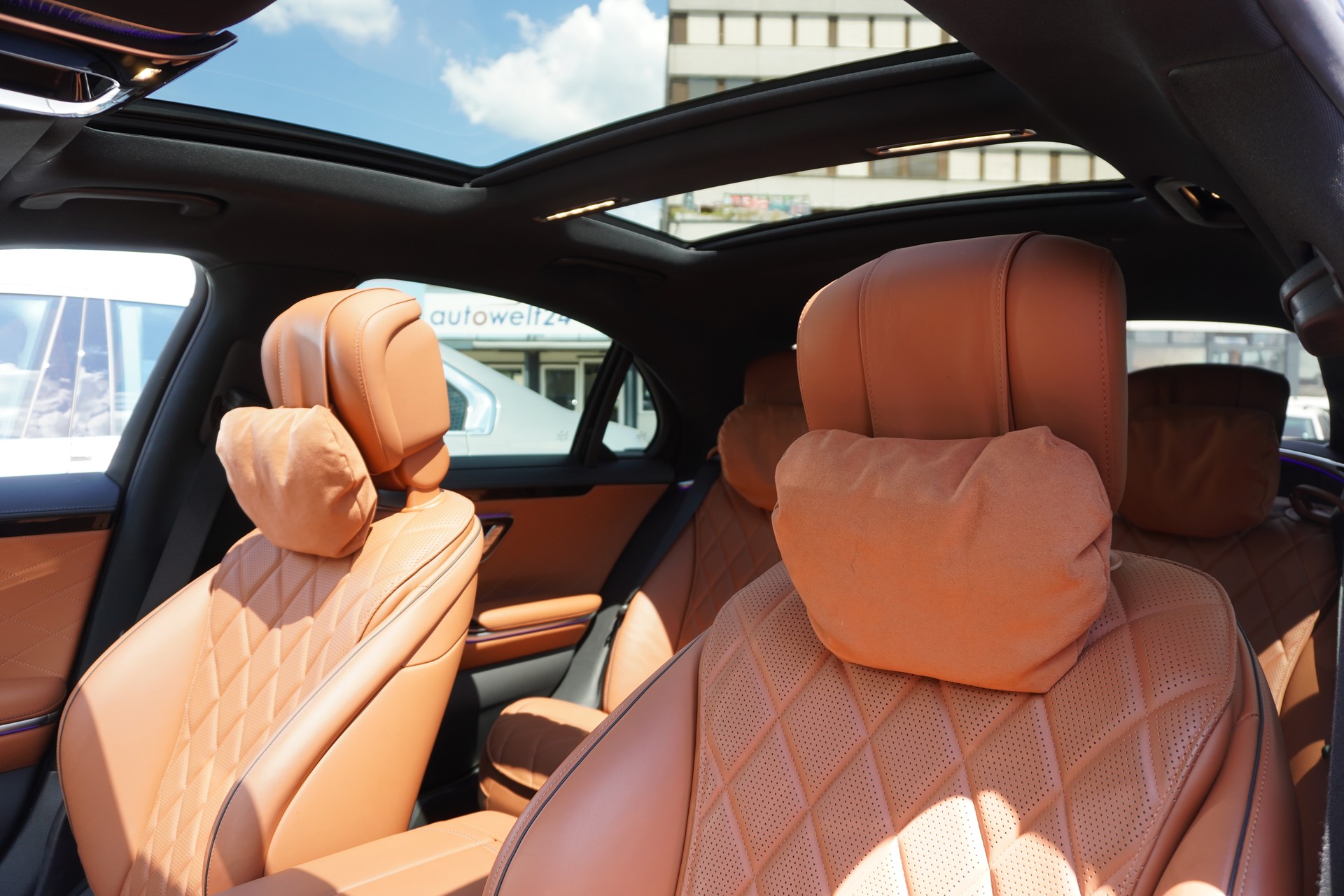 MERCEDES-BENZ S 580 e L 4Matic 9G-Tronic-image-13