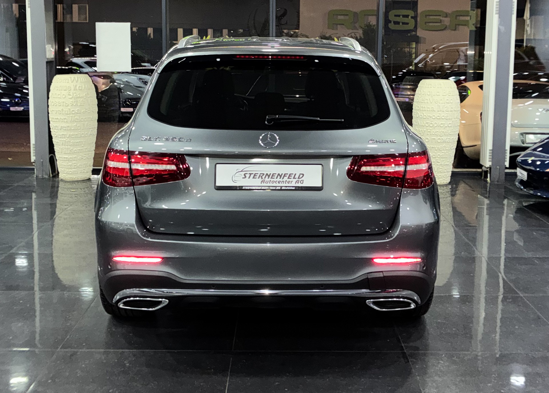 MERCEDES-BENZ GLC 250 d AMG Line 4Matic 9G-Tronic-image-5