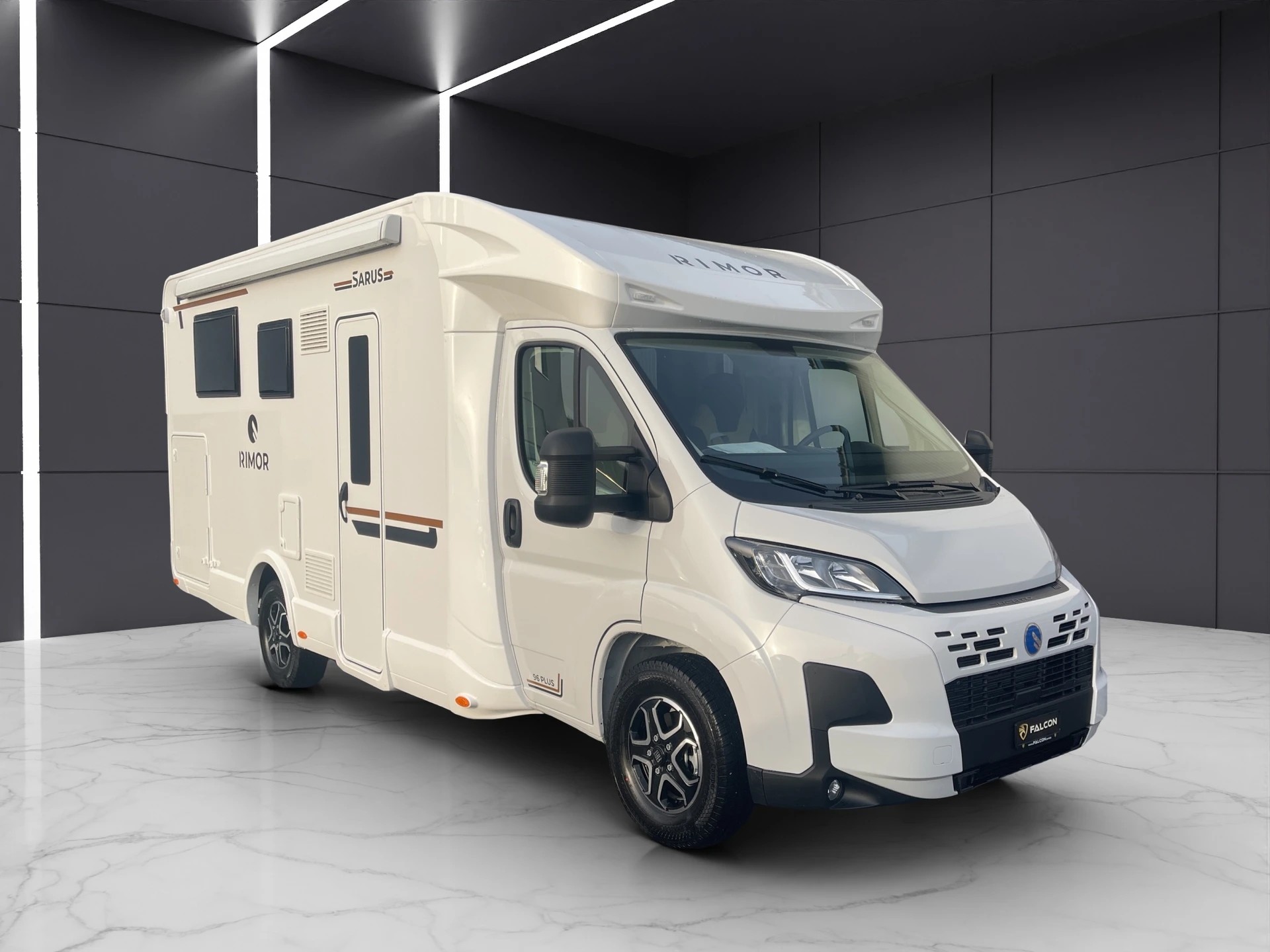 RIMOR Sarus 96 Plus – CHF 10'000.– Sonderrabatt auf das Ausstellungsfahrzeug-showroom-element-1