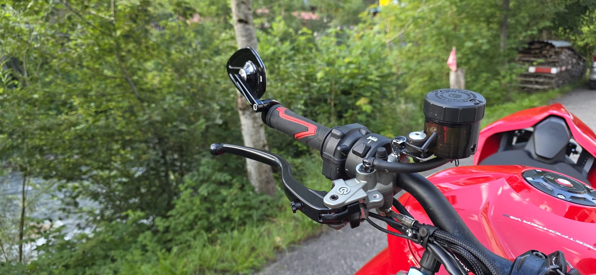 DUCATI Streetfighter V4 S mit Garantie-image-3