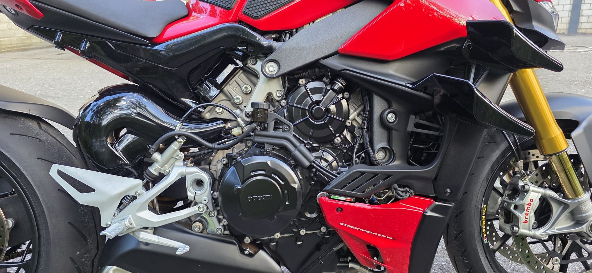 DUCATI Streetfighter V4 S mit Garantie-image-2