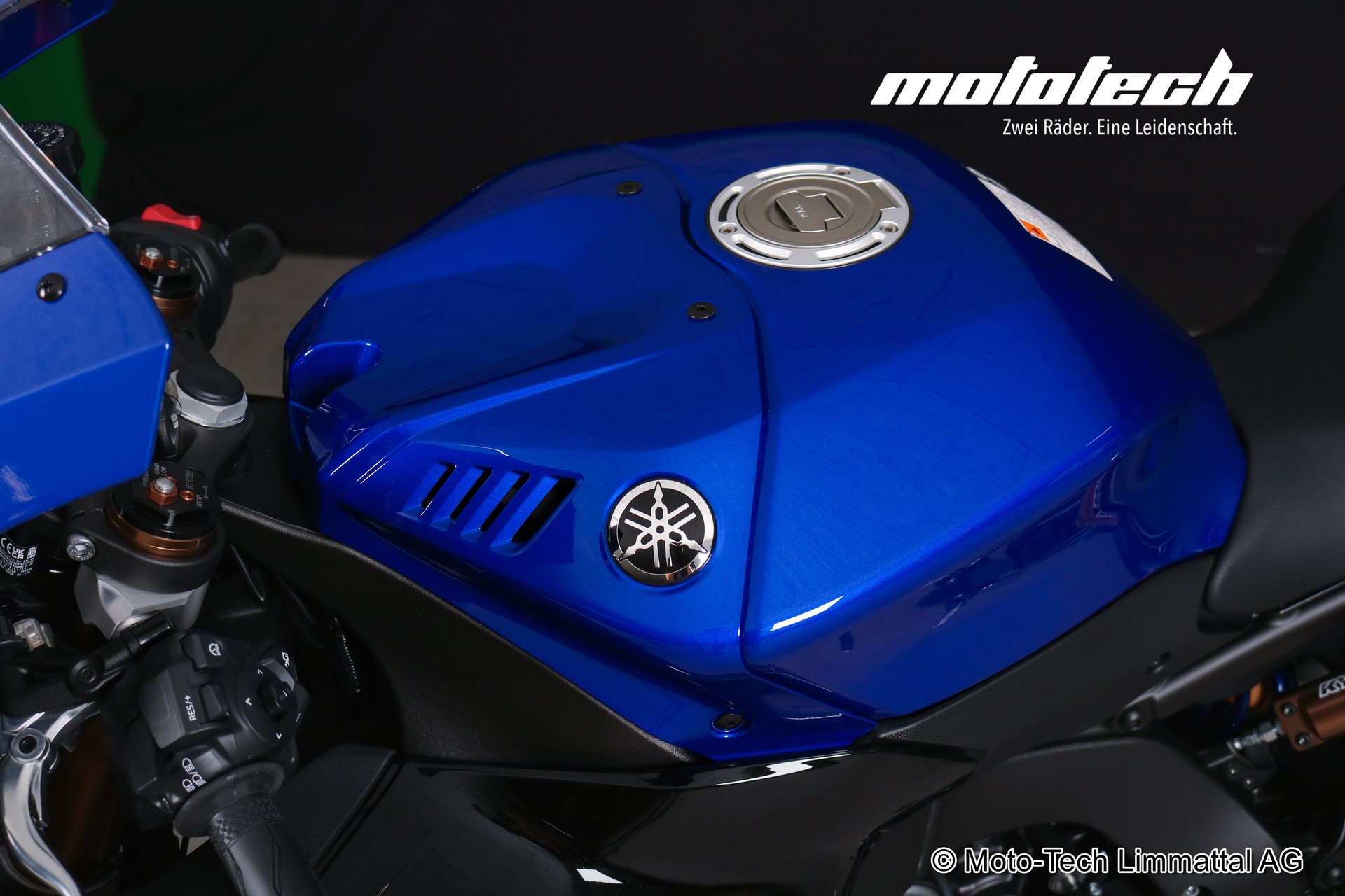 YAMAHA YZF-R9-image-7