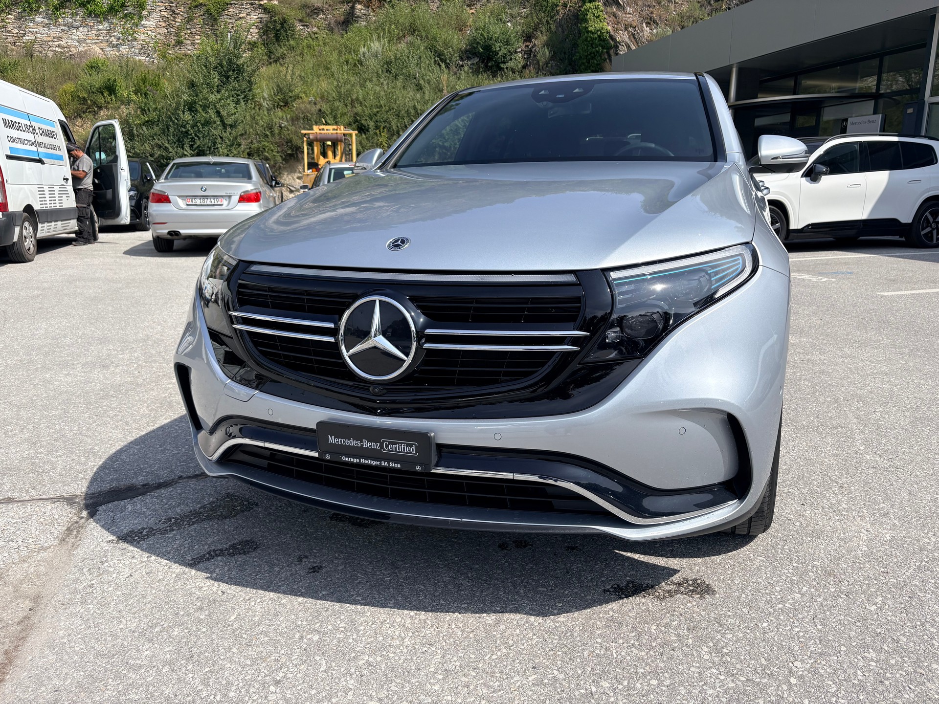 MERCEDES-BENZ EQC 400 AMG Line 4matic-image-0