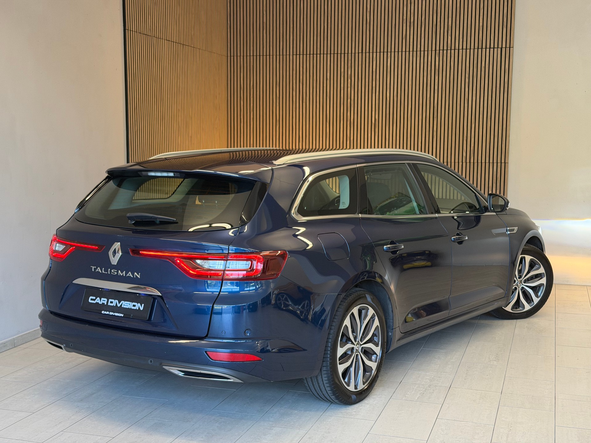 RENAULT Talisman Grandtour 1.6 dCi Initiale EDC-image-6
