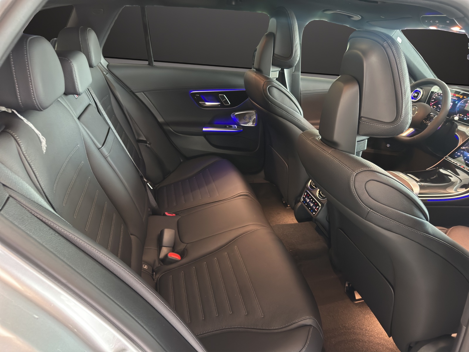 MERCEDES-BENZ C 300de T 4Matic-image-11