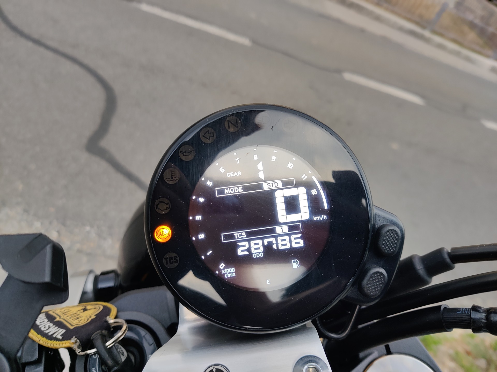 YAMAHA XSR 900 60 Anniversary-image-3