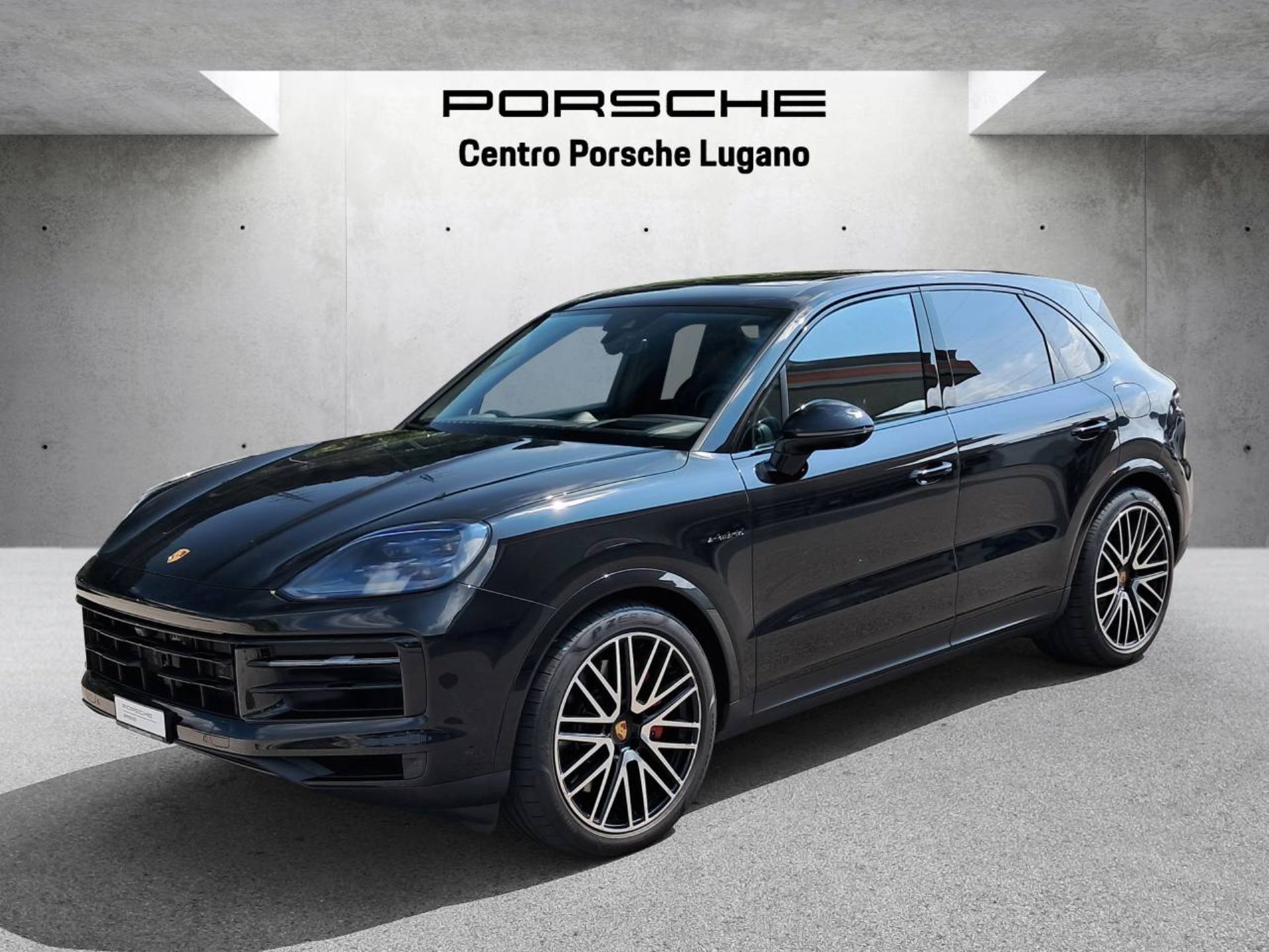 PORSCHE Cayenne S E-Hybrid-image-8