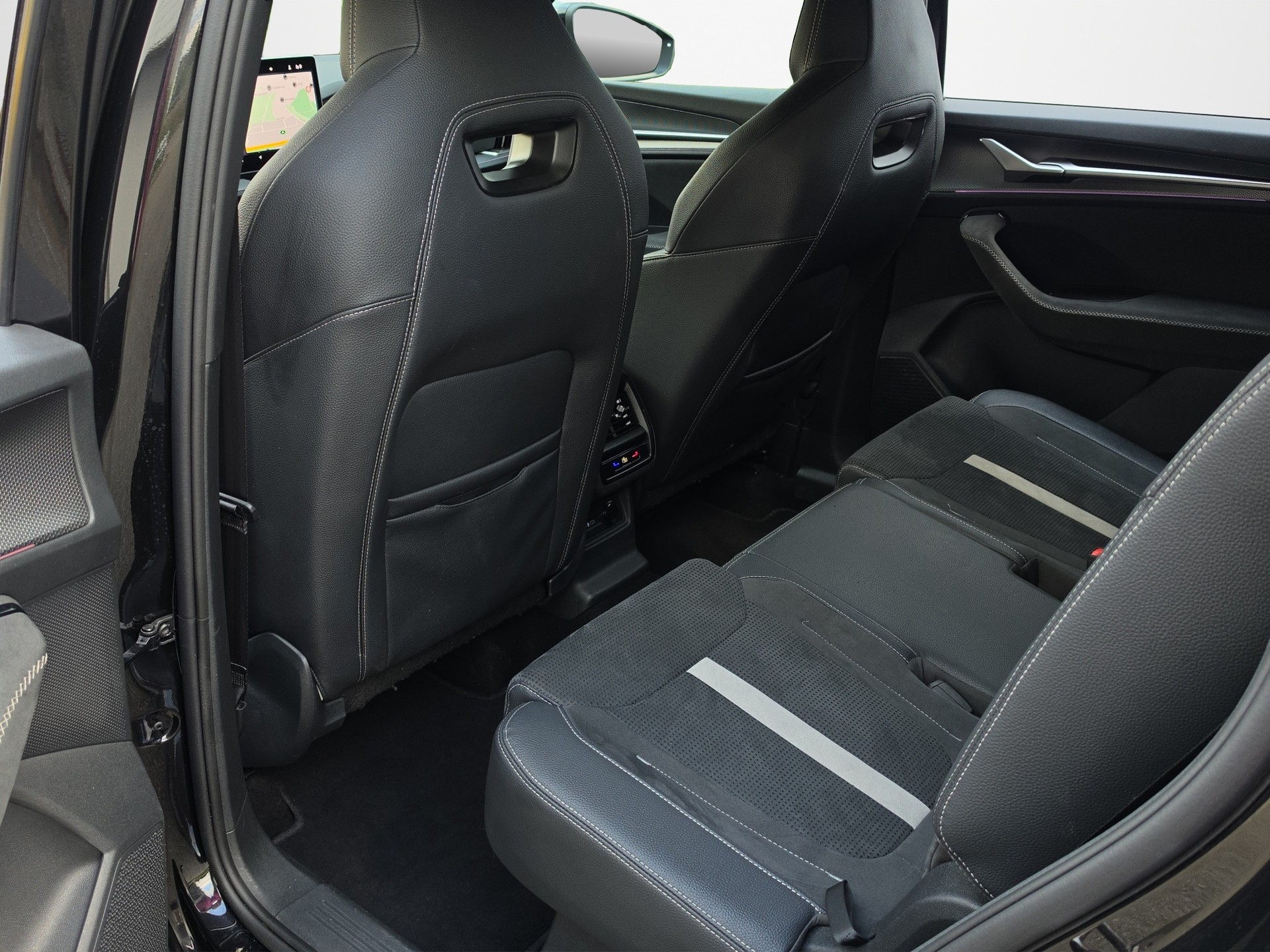 SKODA Kodiaq 2.0 TDI SportLine-image-16