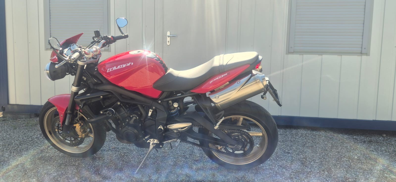 TRIUMPH Street Triple R 675-image-3
