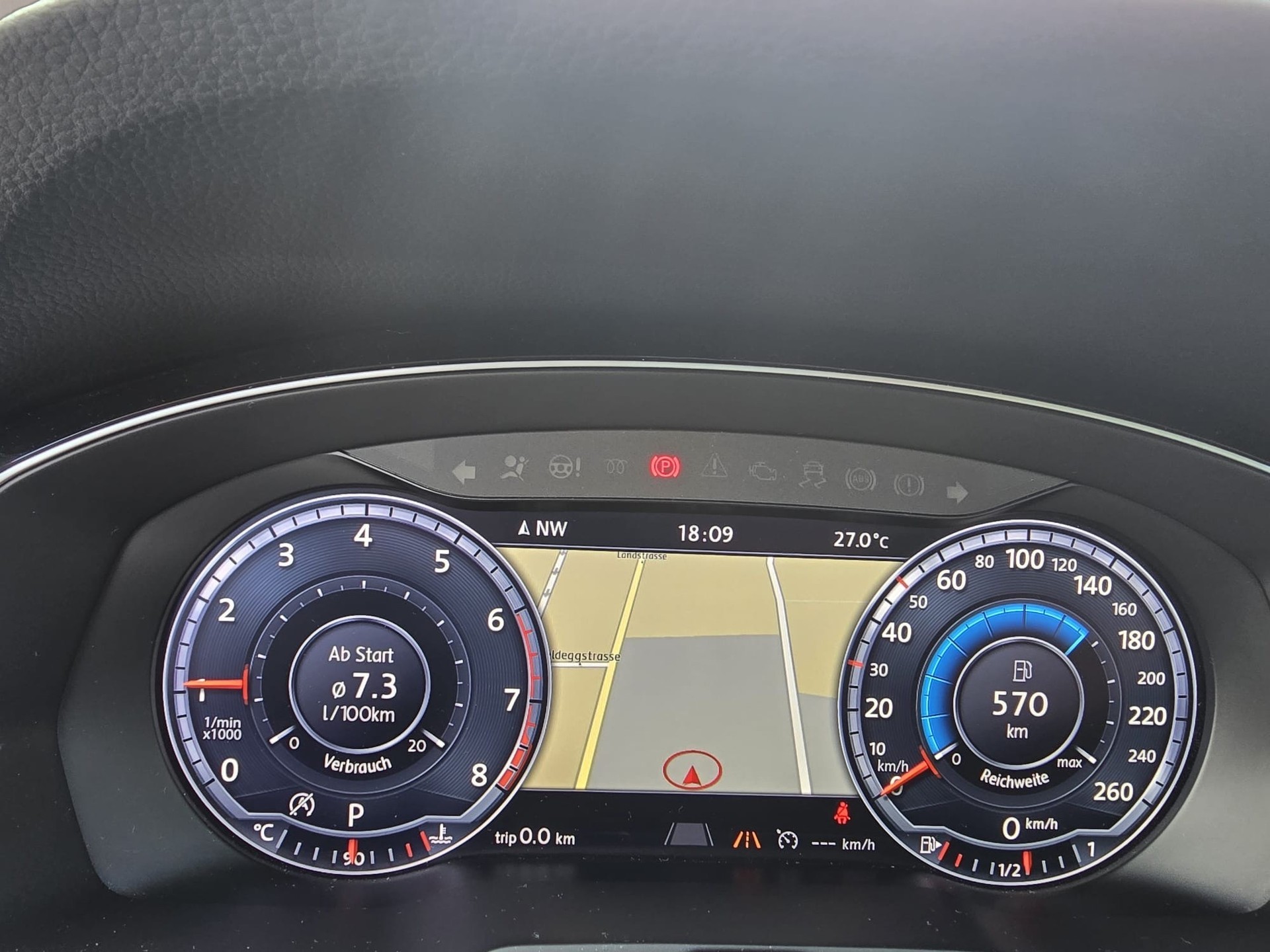 VW Passat 2.0 TSI BMT Highline 4Motion DSG-image-16