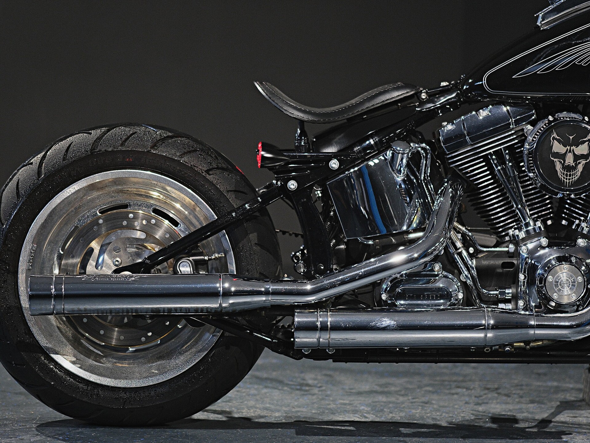 HARLEY-DAVIDSON FXSTC Softail Custom-image-6