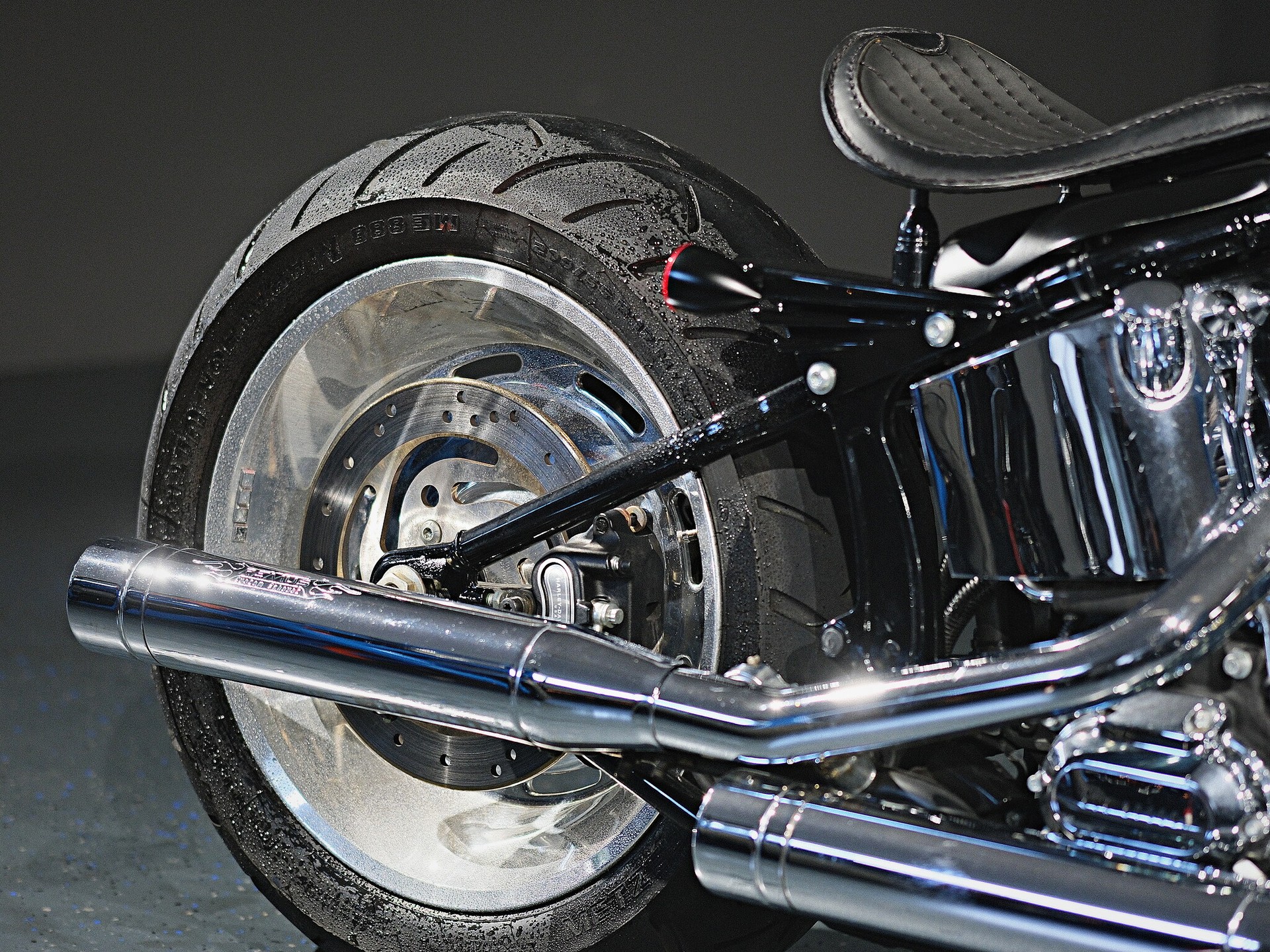 HARLEY-DAVIDSON FXSTC Softail Custom-image-8