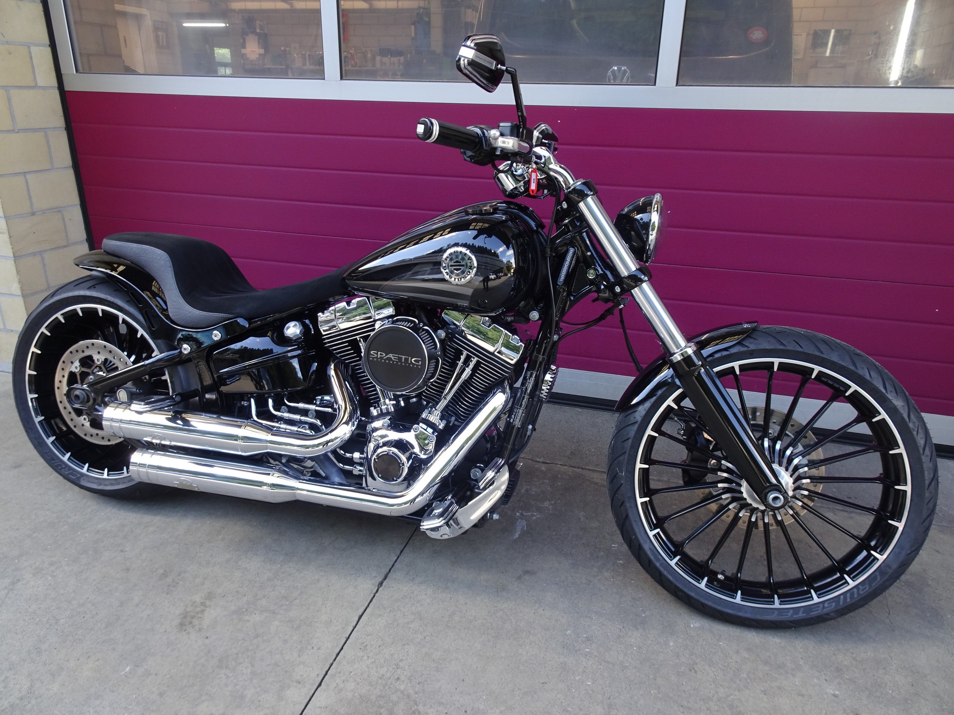 HARLEY-DAVIDSON FXSB Breakout 103 ABS-image-2