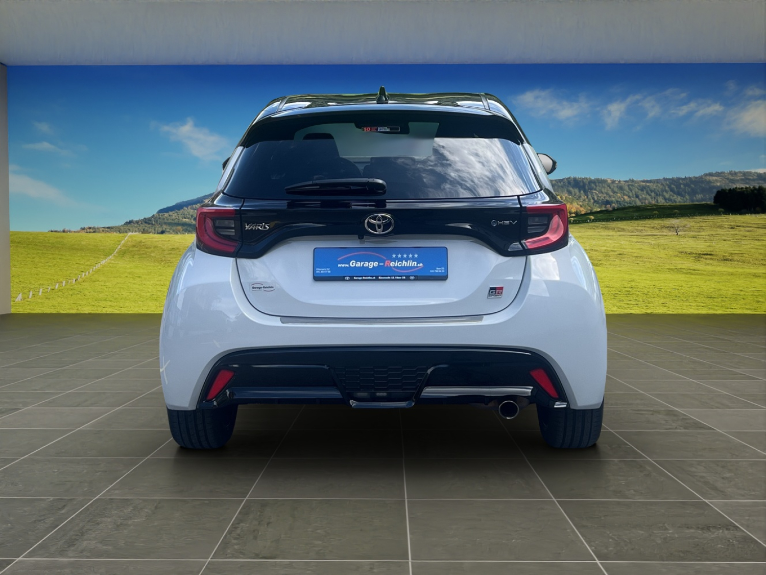 TOYOTA Yaris 1.5 VVT-i HSD GR Sport-showroom-element-3