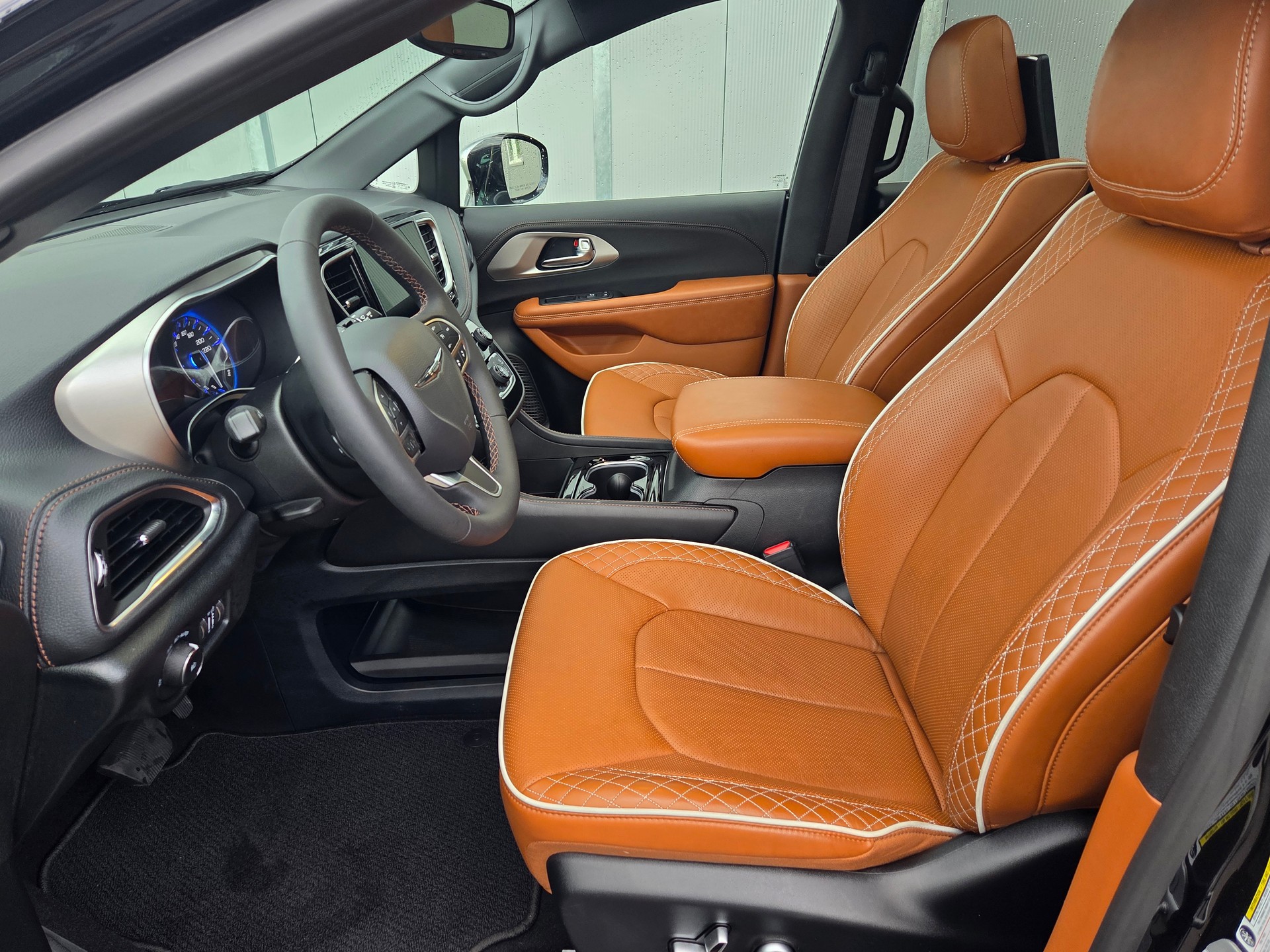 CHRYSLER 3.6 V6 4x4 Limited S 291 PS / 7-Plätzer-showroom-element-3