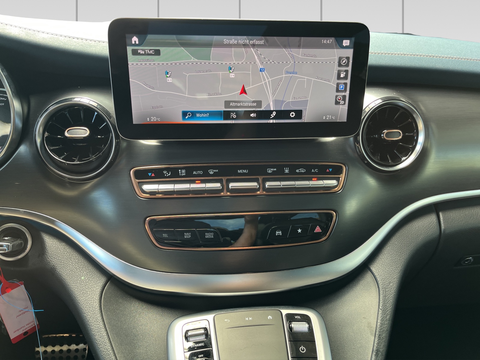 MERCEDES-BENZ EQV 300 Avantgarde lang-image-11