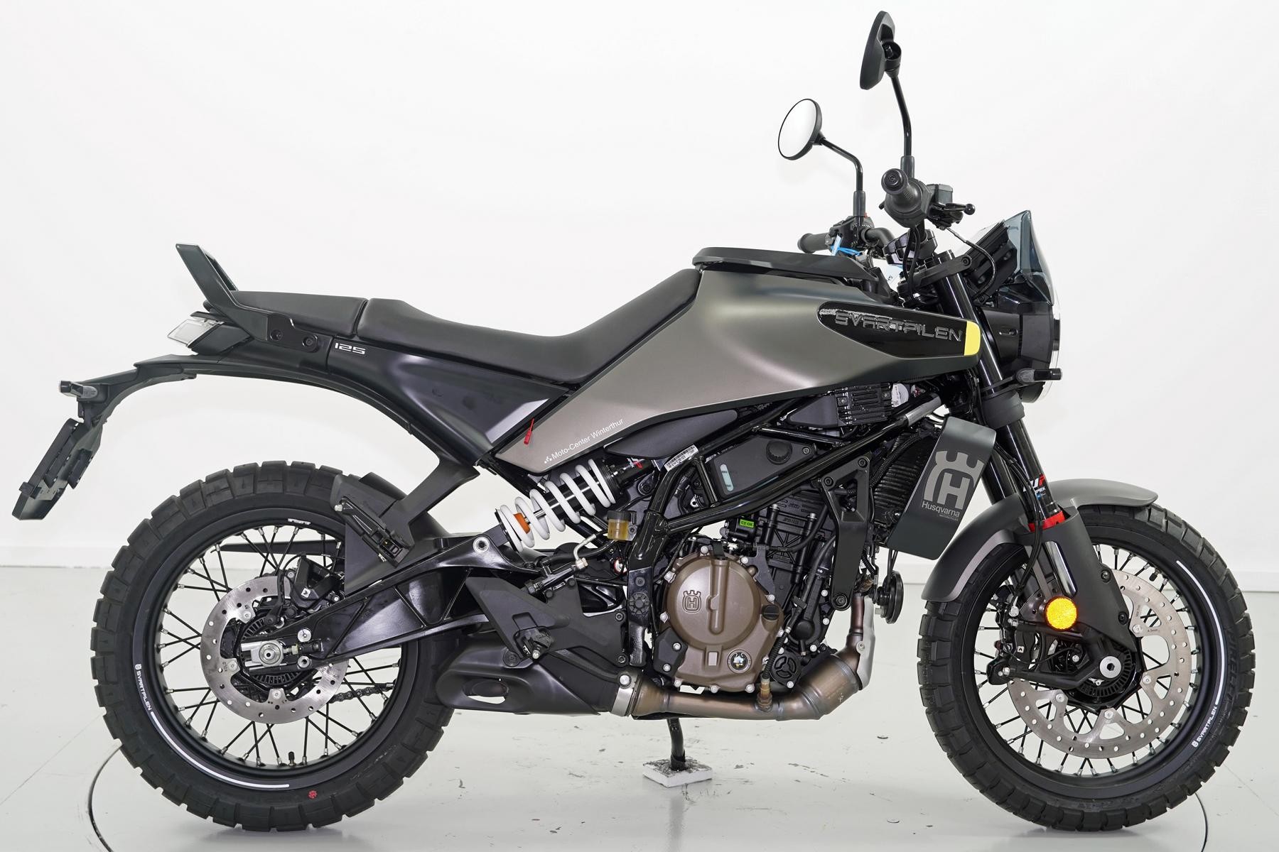 HUSQVARNA Svartpilen 125 ABS-image-3
