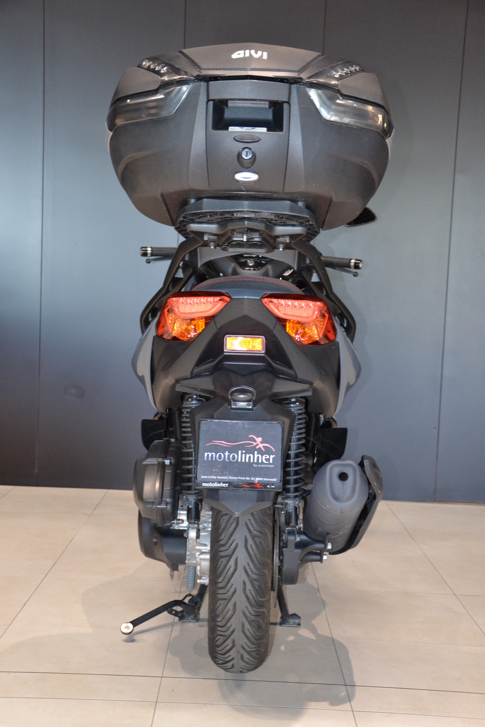 YAMAHA X-Max YP 125 Tech Max-image-3