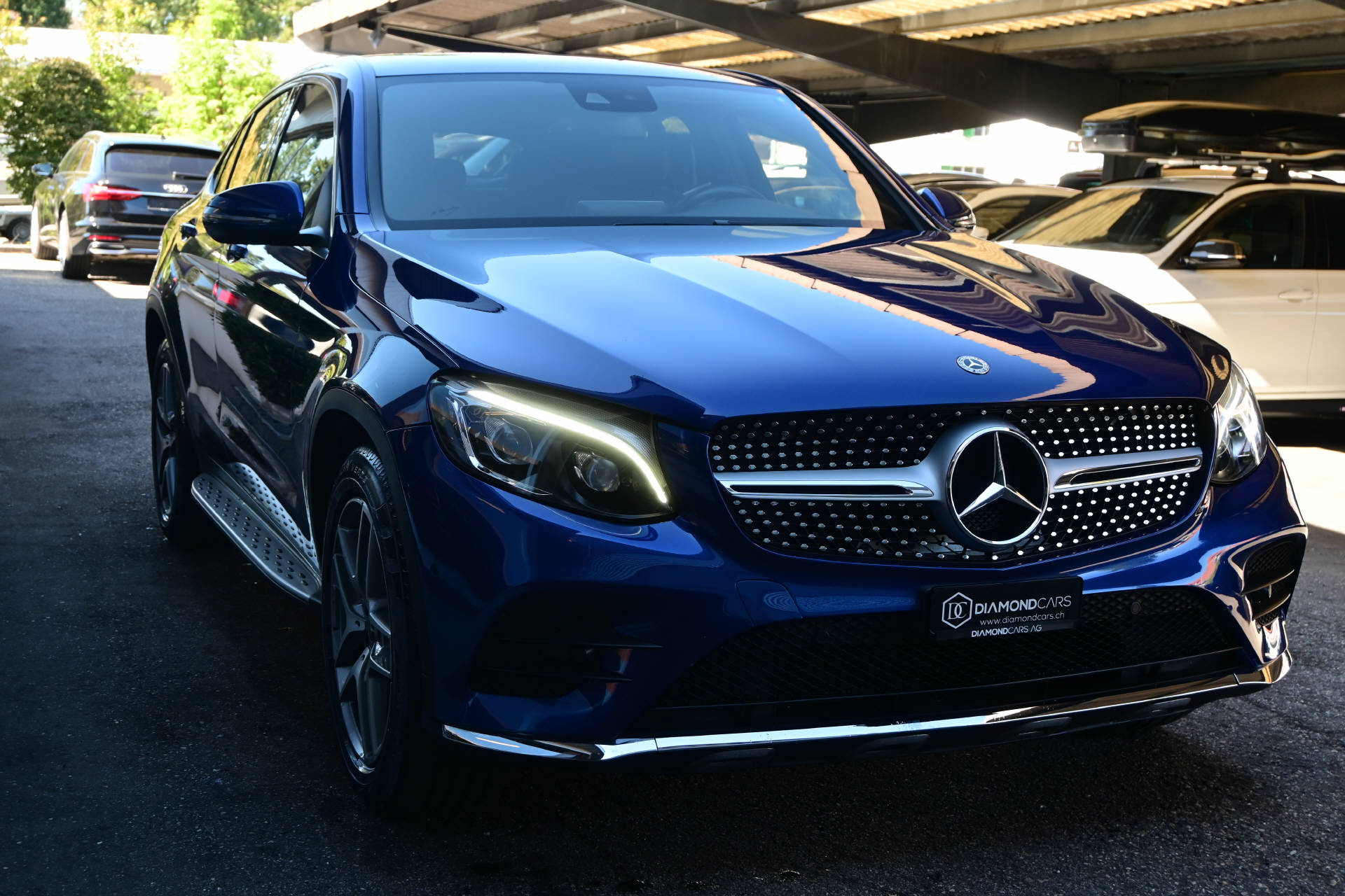 MERCEDES-BENZ GLC 250 Coupé AMG Line 4m-showroom-element-2