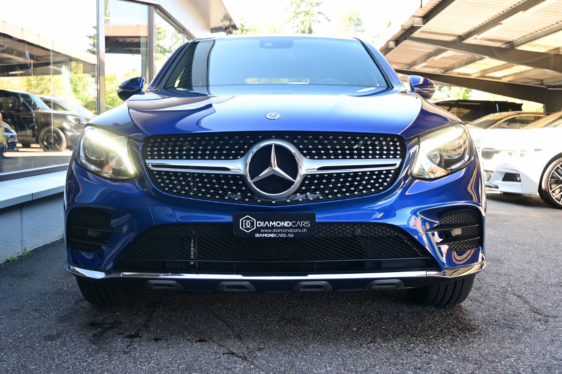 MERCEDES-BENZ GLC 250 Coupé AMG Line 4m-showroom-element-1