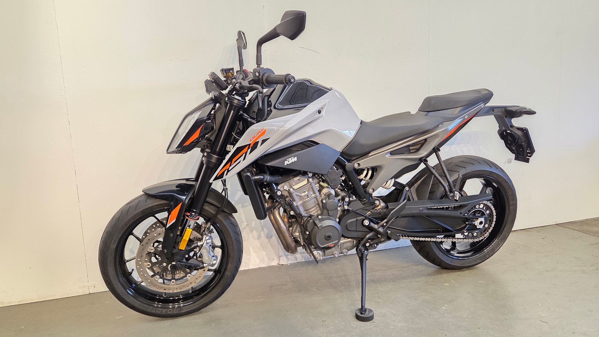 KTM 790 Duke L ABS (70 kW)-image-3
