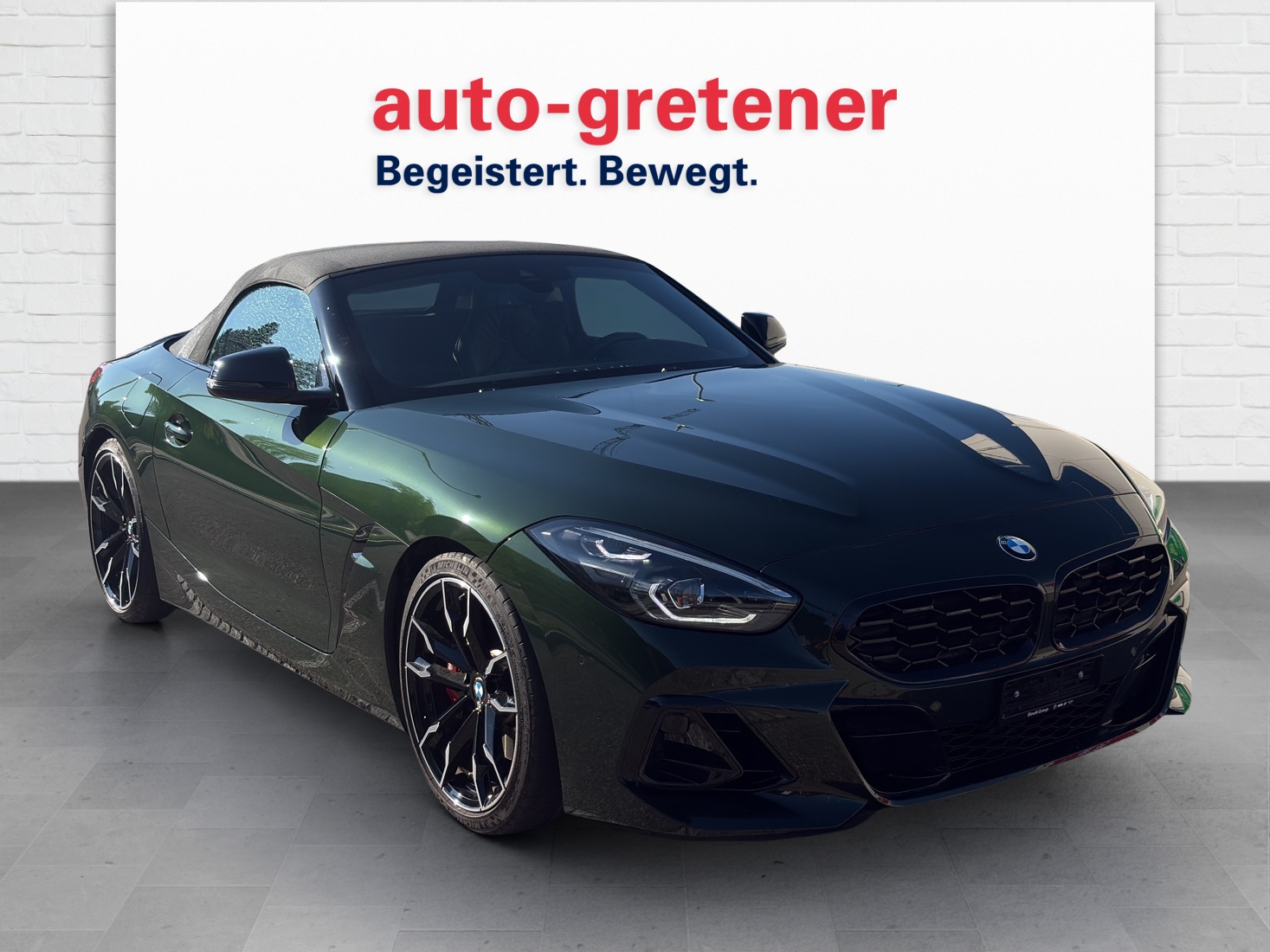 BMW Z4 M40i-showroom-element-3