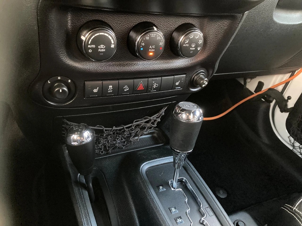 JEEP Wrangler 3.6 Unlimited JK Edition Automatic hardtop mit Seilwinde-image-25