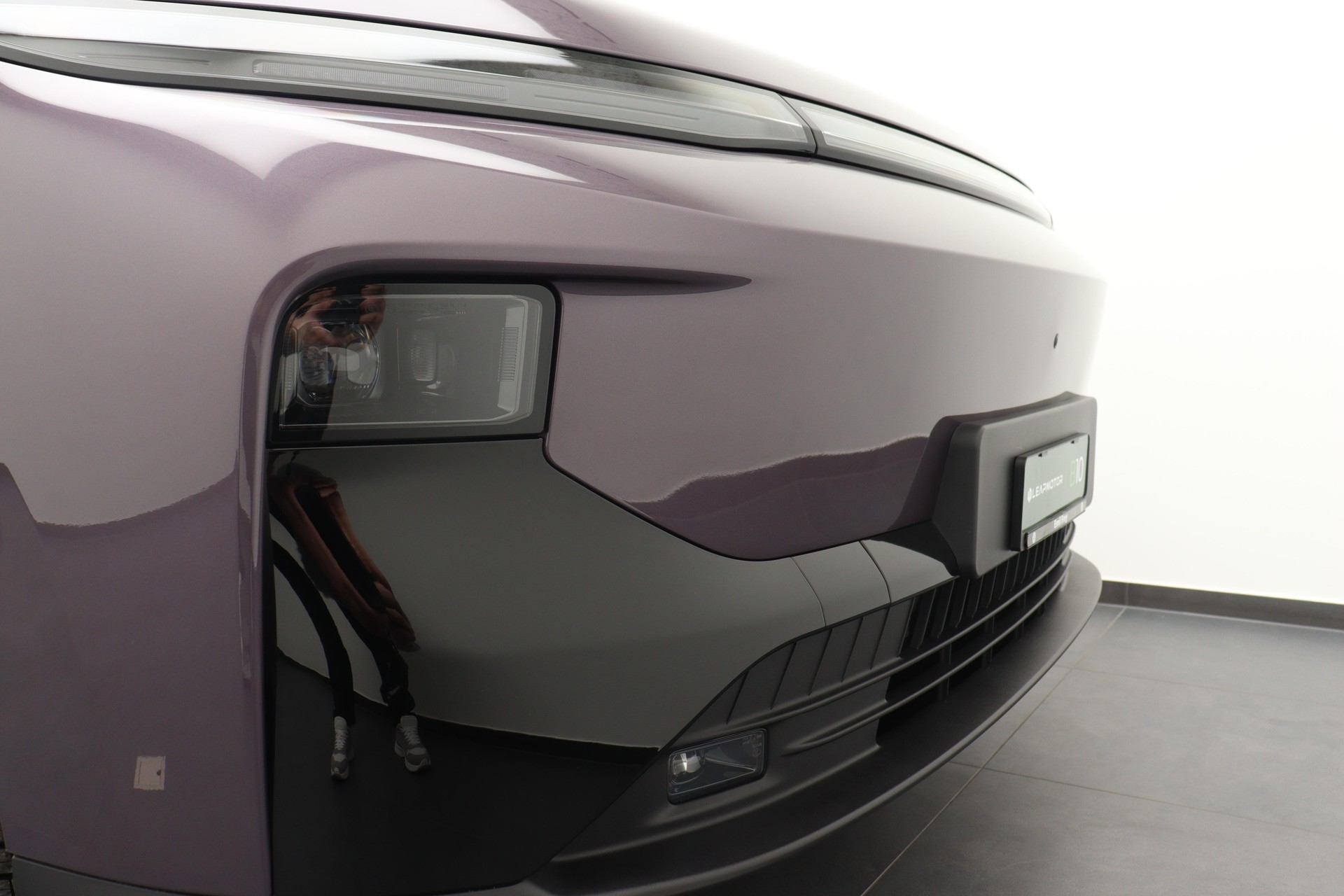 LEAPMOTOR B10 EV-image-5